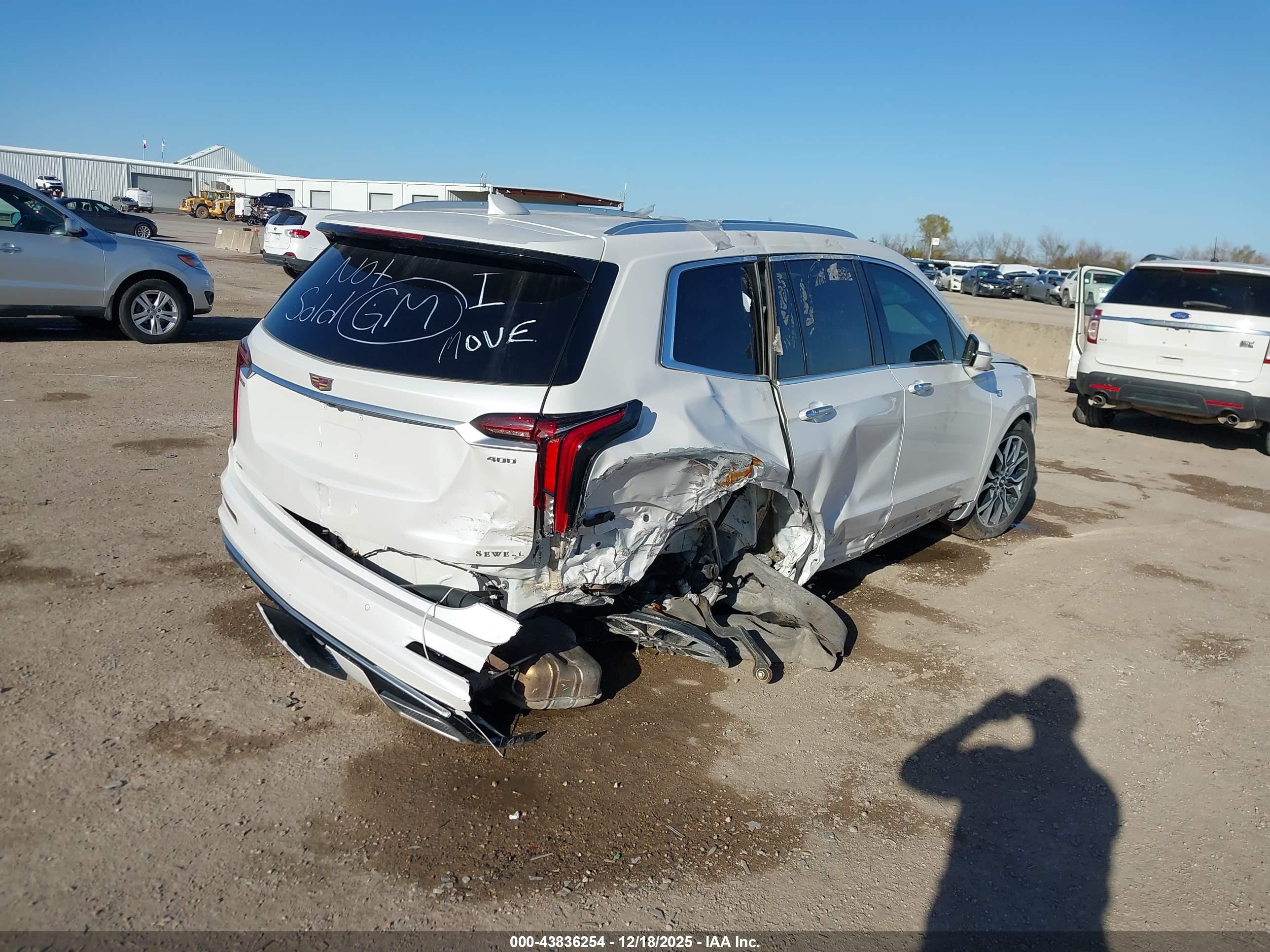 CADILLAC XT6 image 6