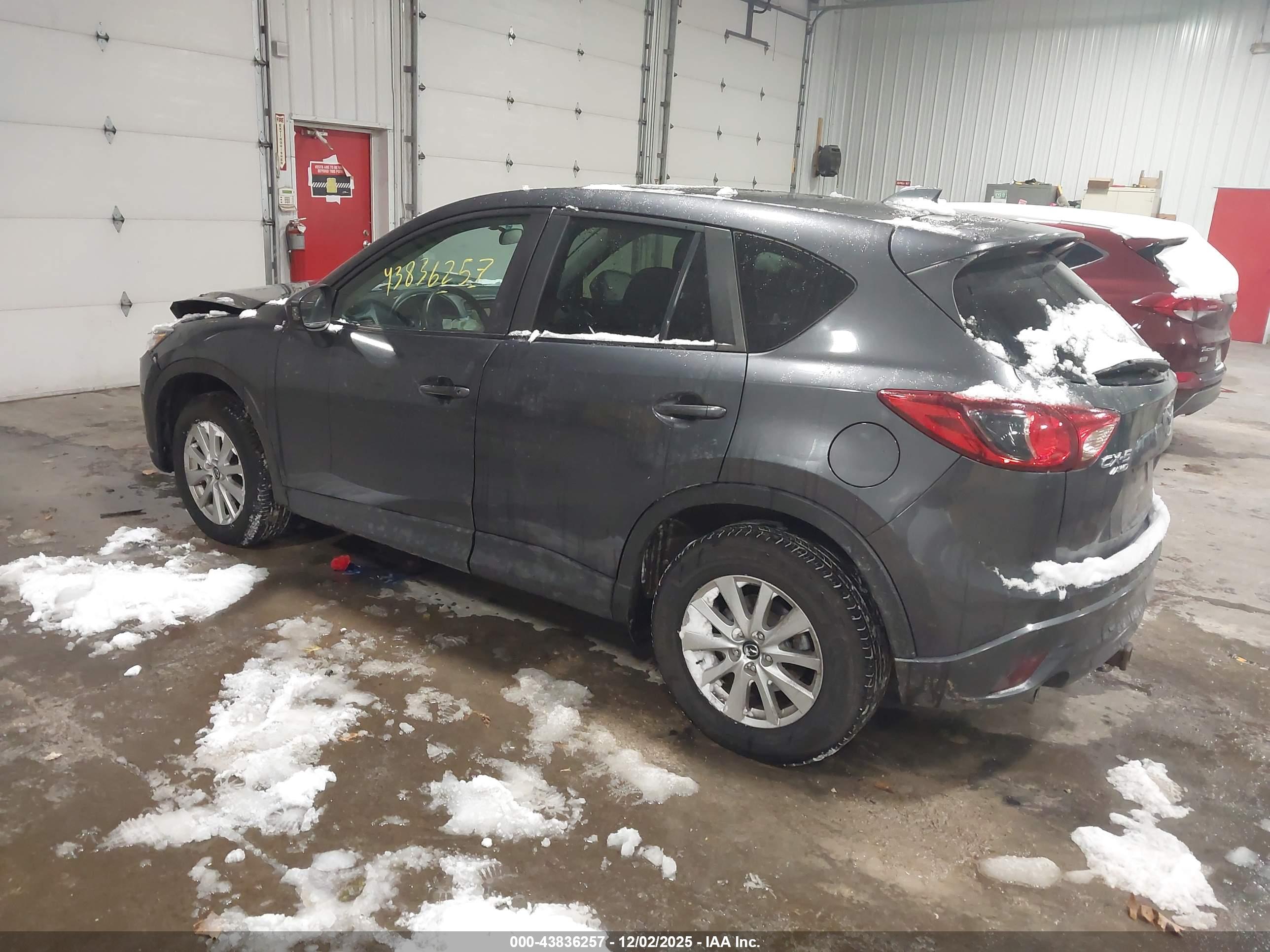MAZDA CX-5 image 3