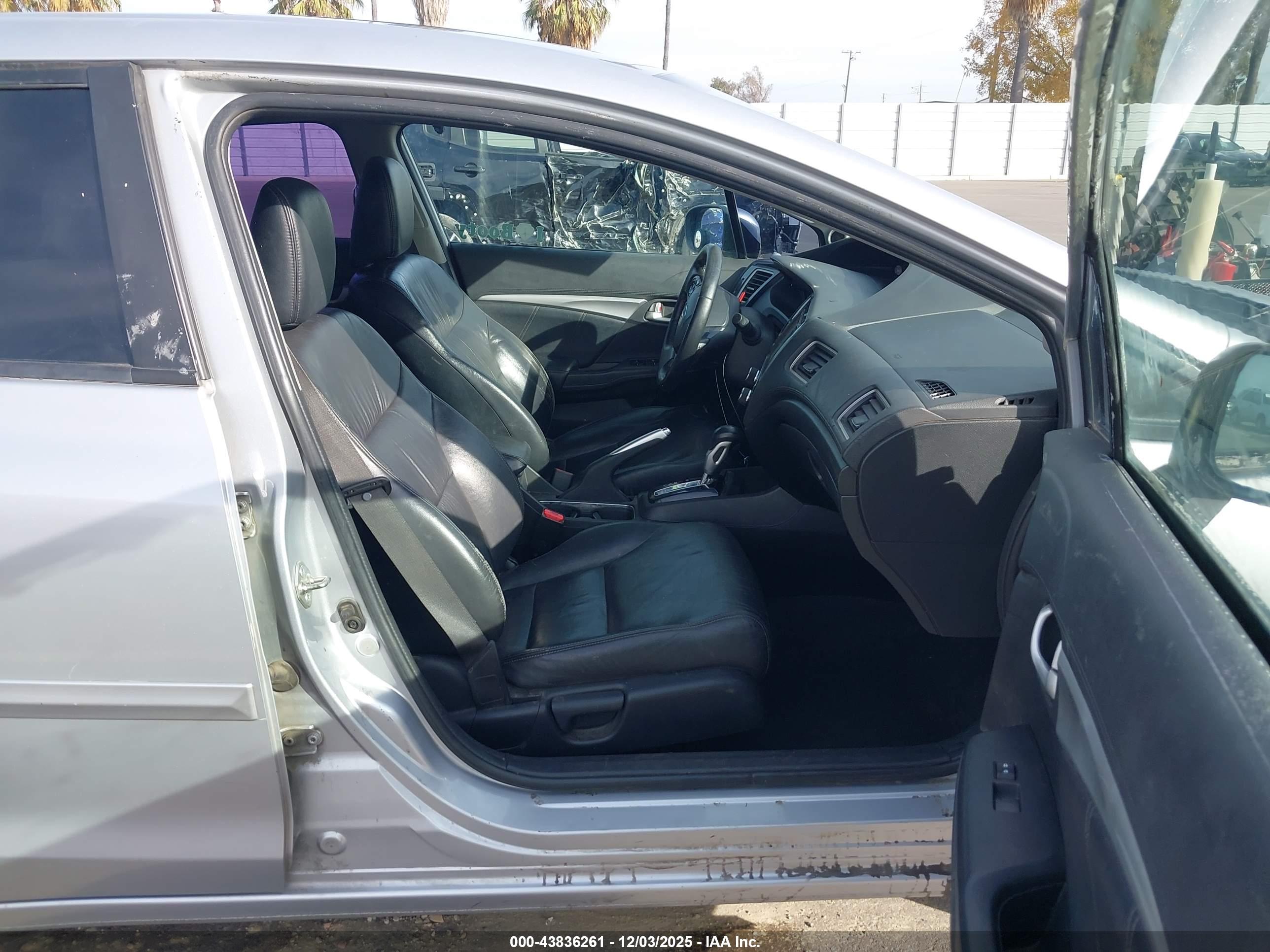 HONDA CIVIC image 5