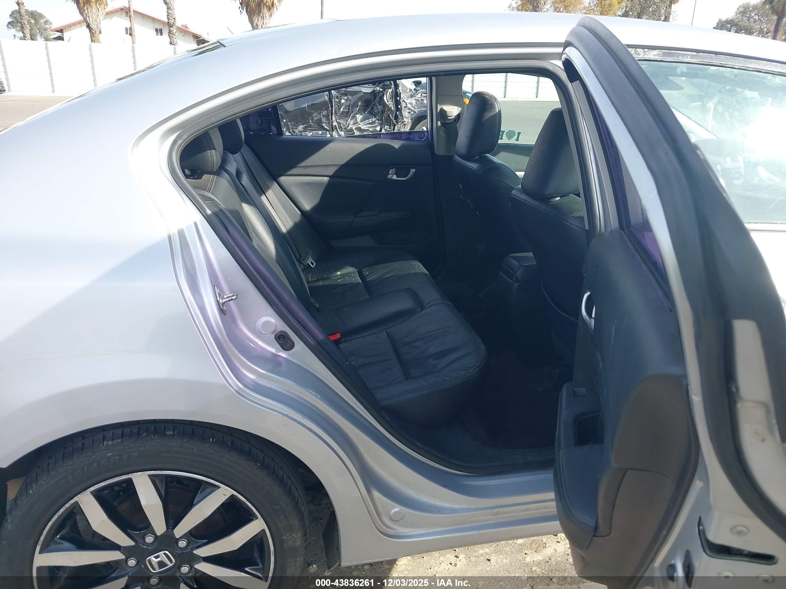 HONDA CIVIC image 8