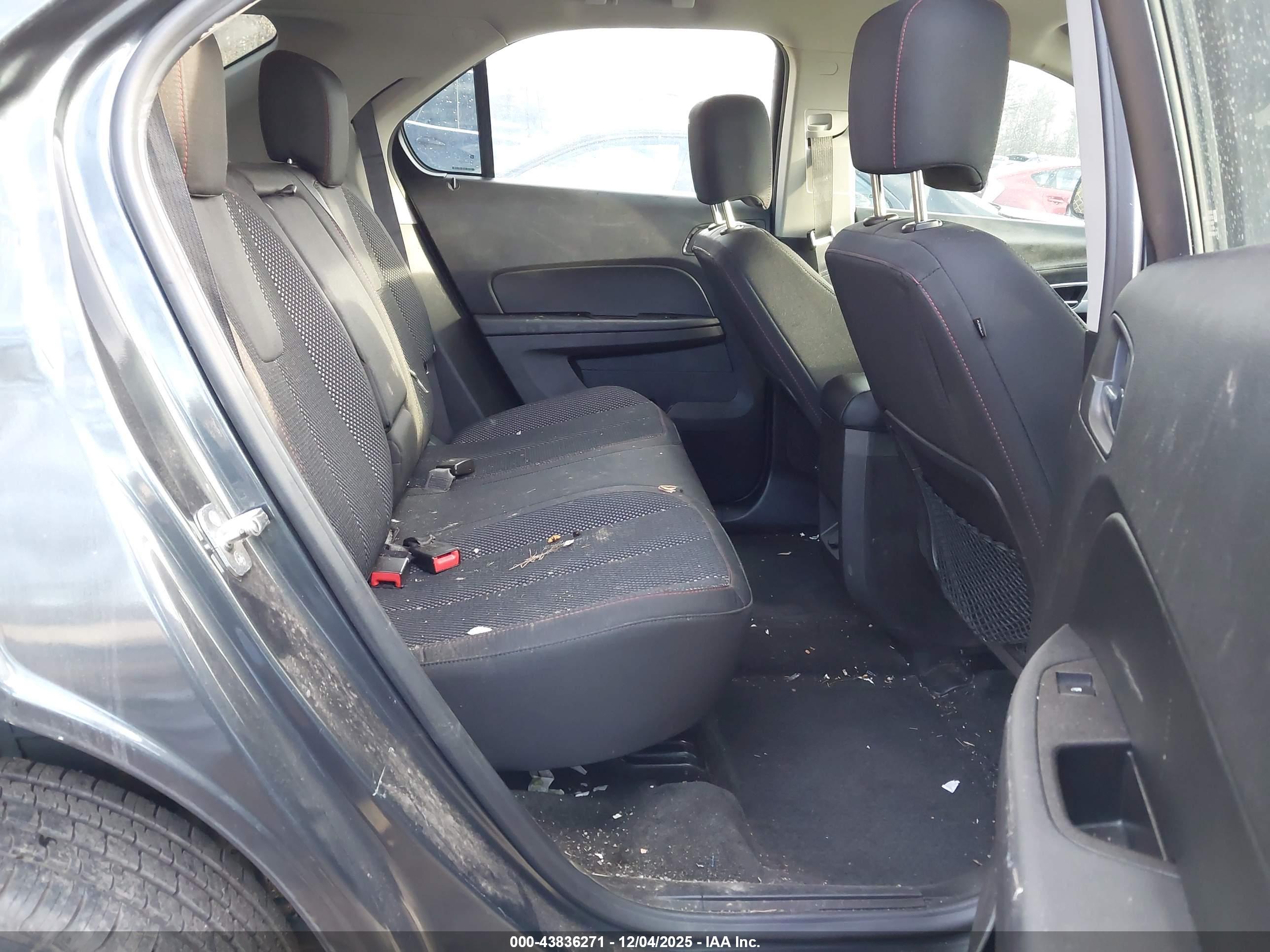 CHEVROLET EQUINOX image 8