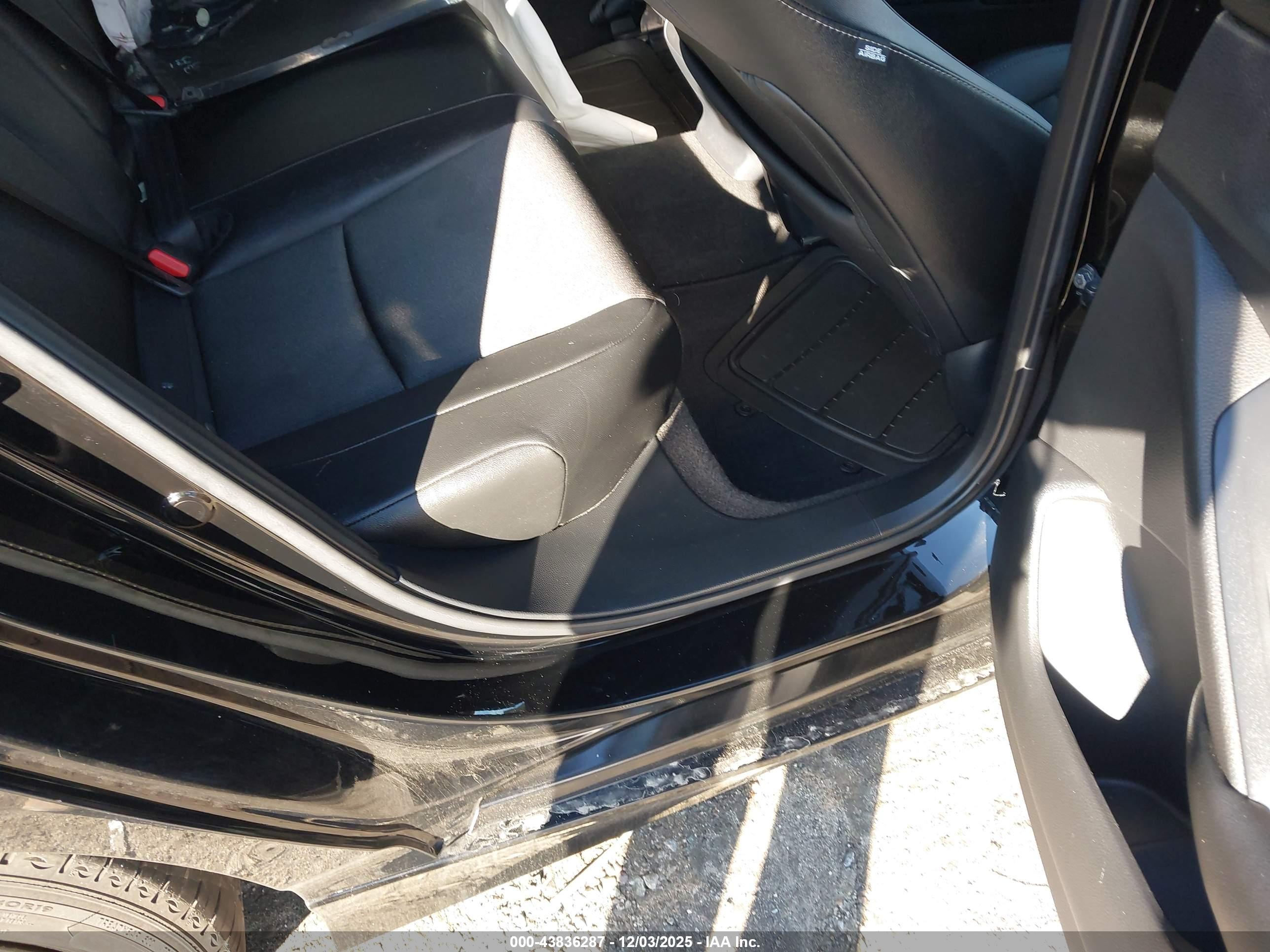 HONDA ACCORD image 8