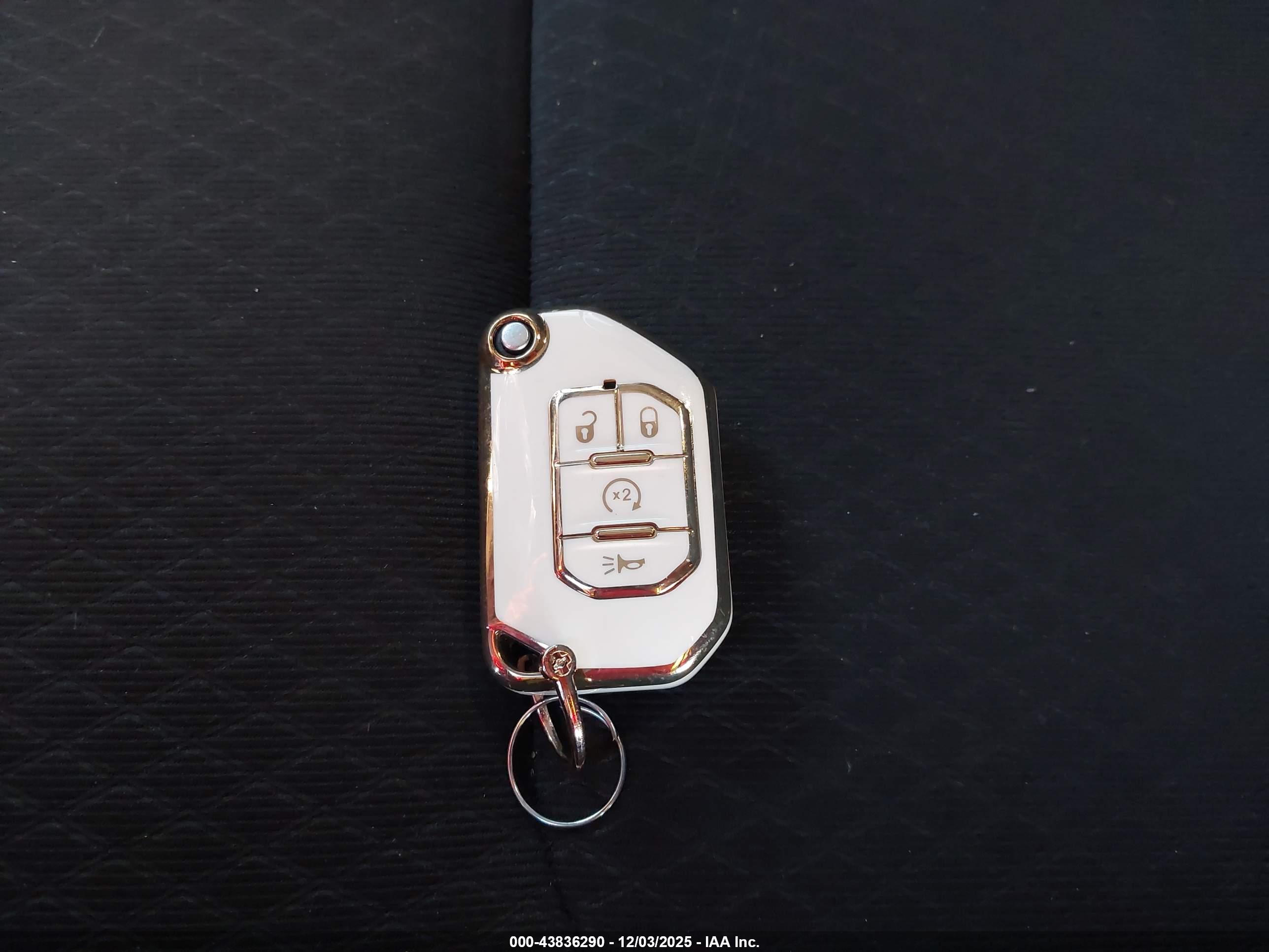JEEP WRANGLER image 11