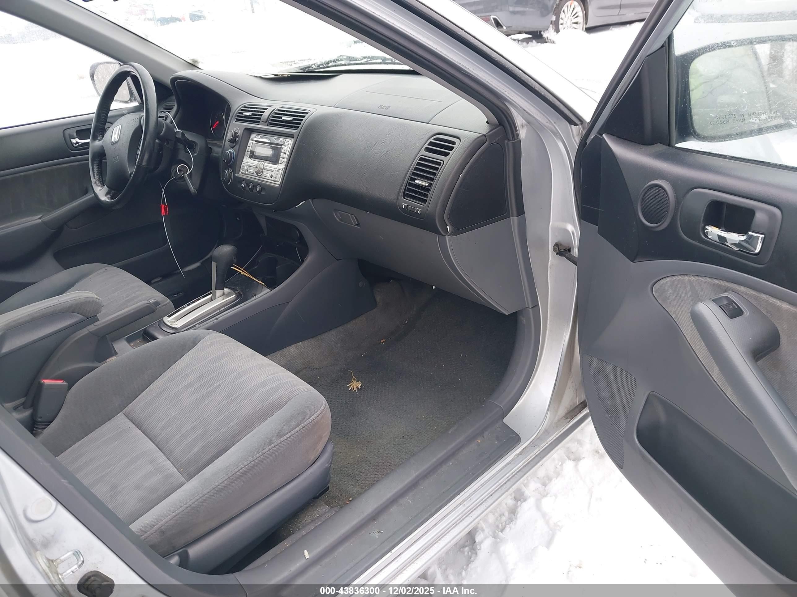 HONDA CIVIC image 5