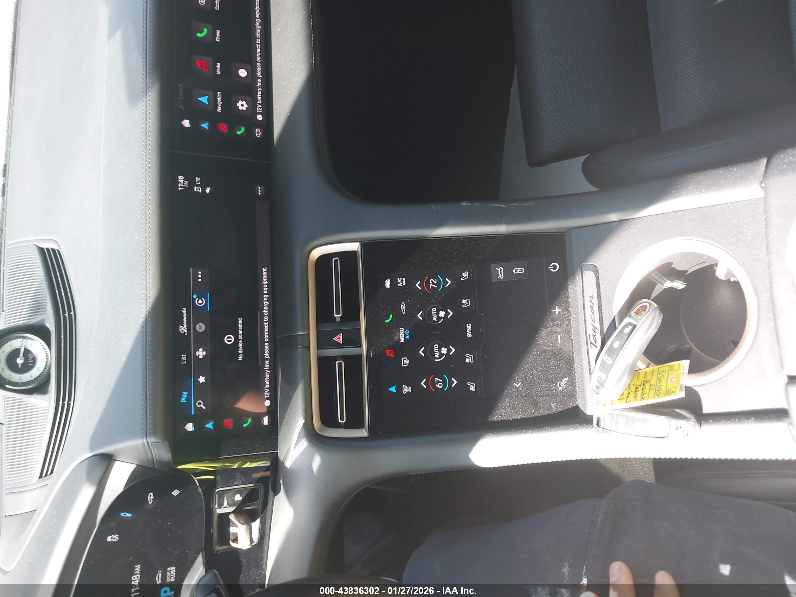 PORSCHE TAYCAN image 11