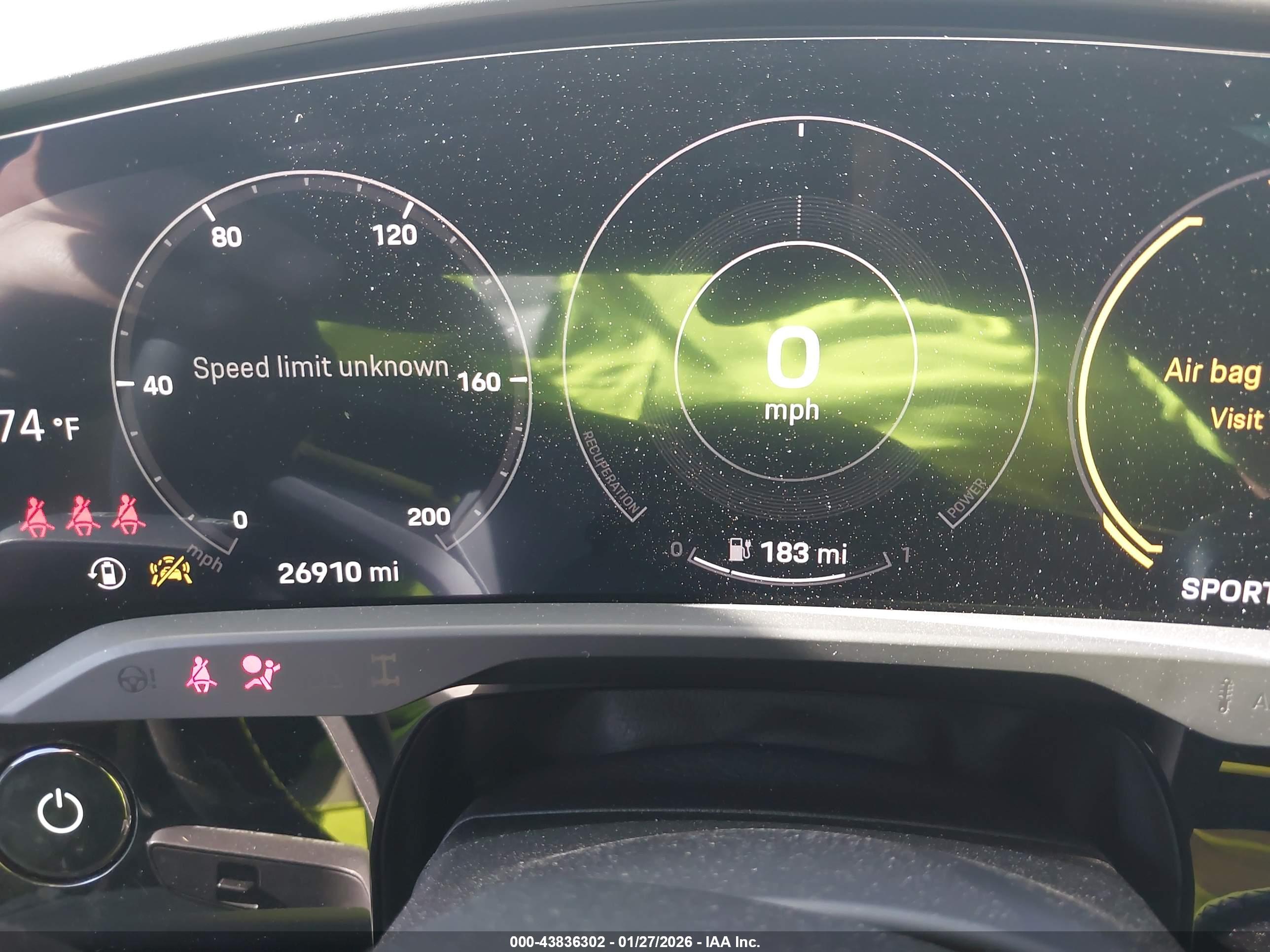 PORSCHE TAYCAN image 7