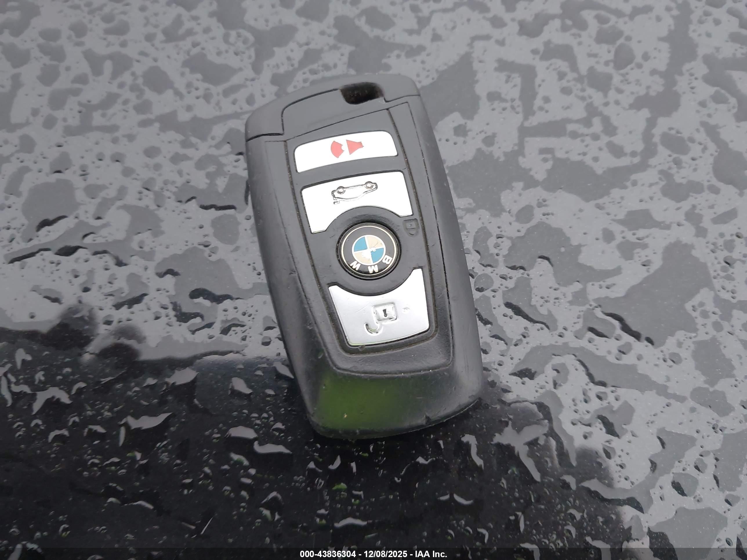BMW 535I image 11