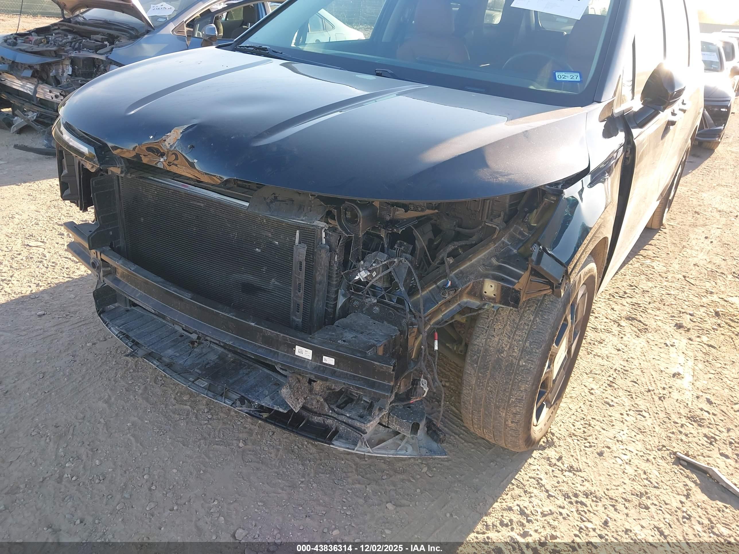 KIA CARNIVAL image 6
