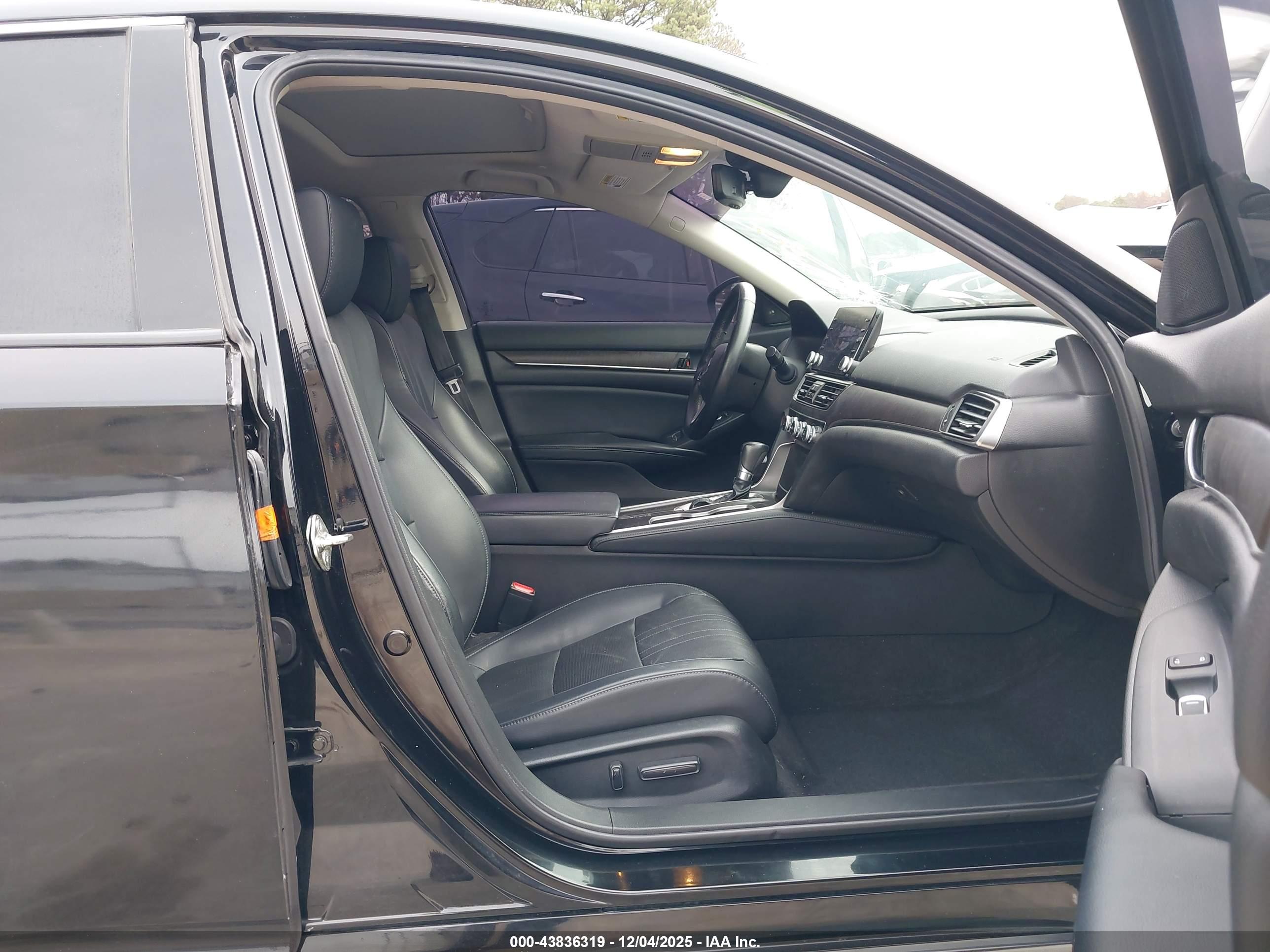 HONDA ACCORD image 5