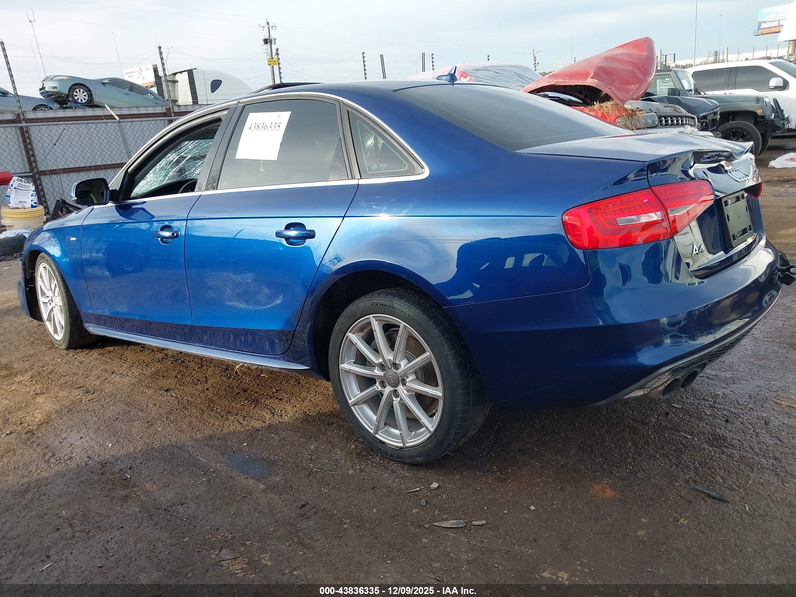 AUDI A4 image 3