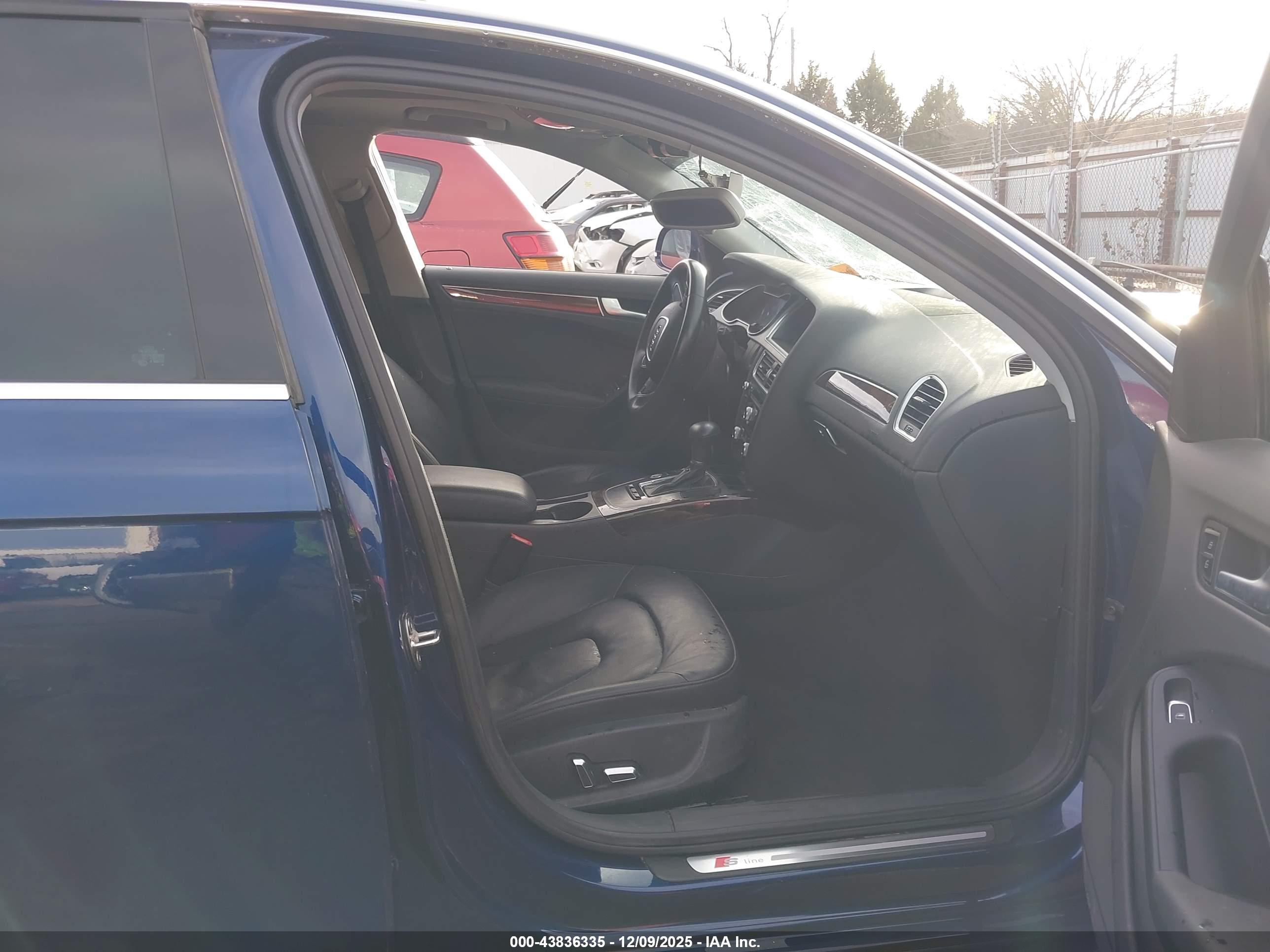 AUDI A4 image 5