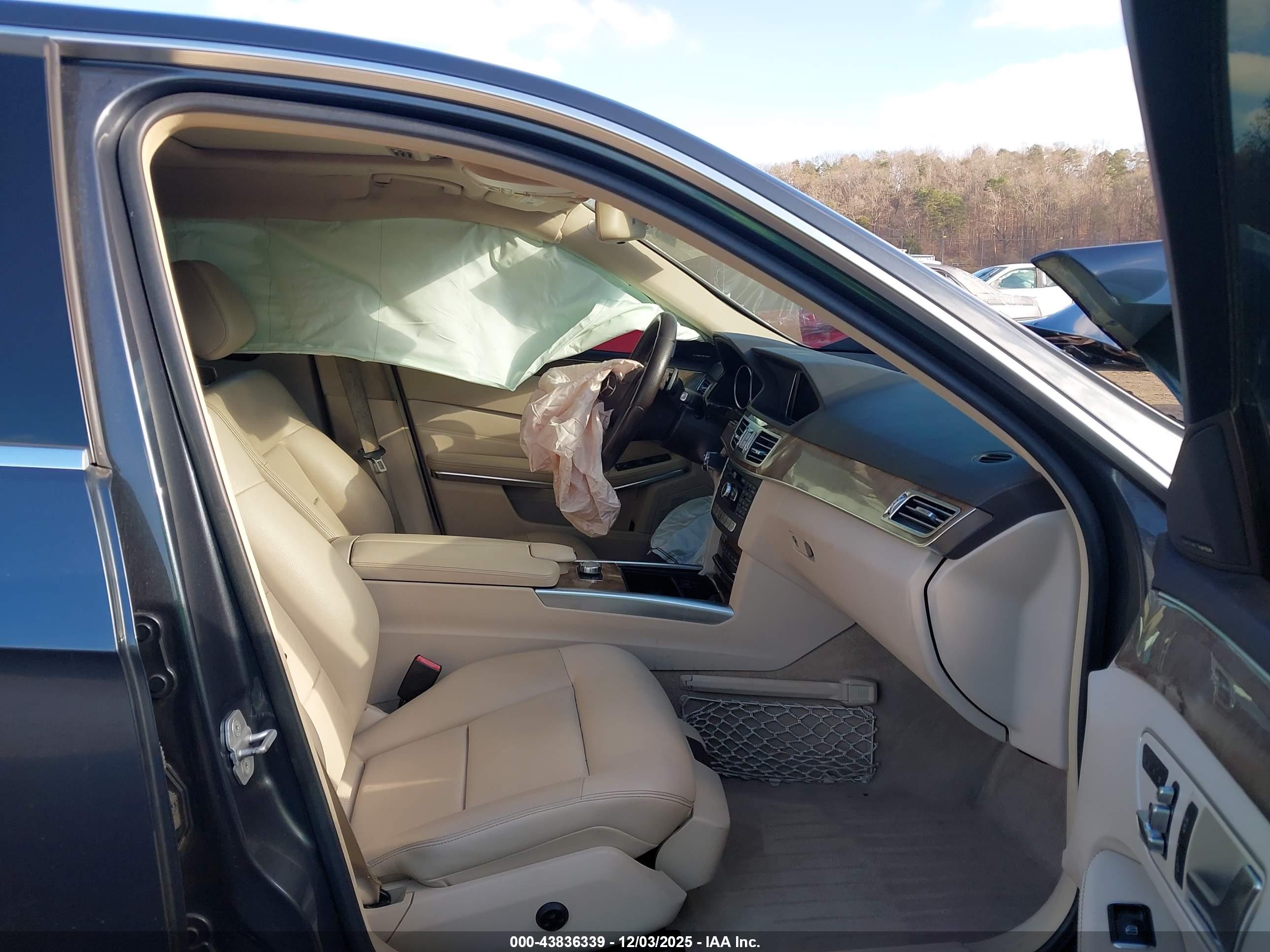 MERCEDES-BENZ E image 5