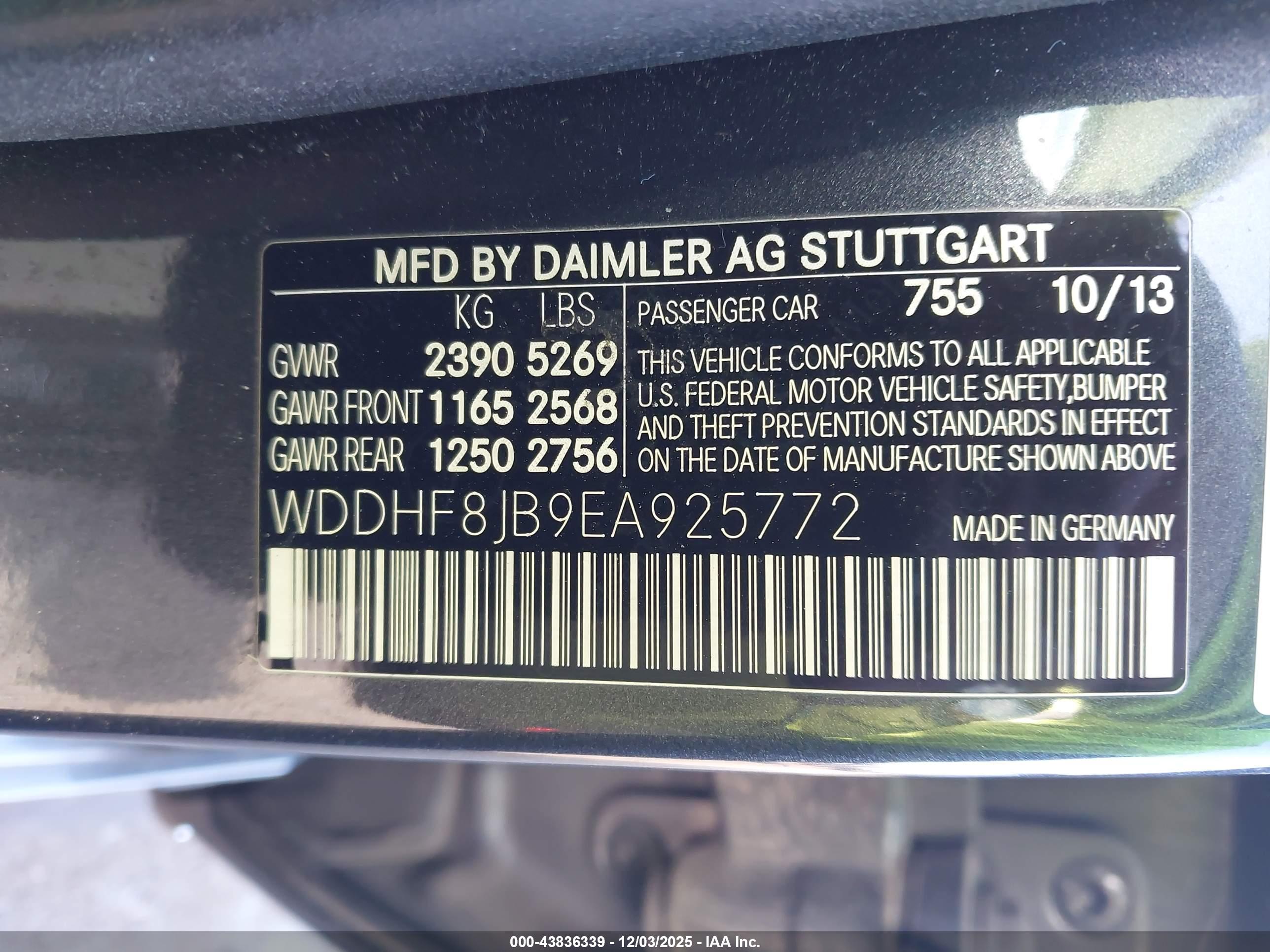 MERCEDES-BENZ E image 9