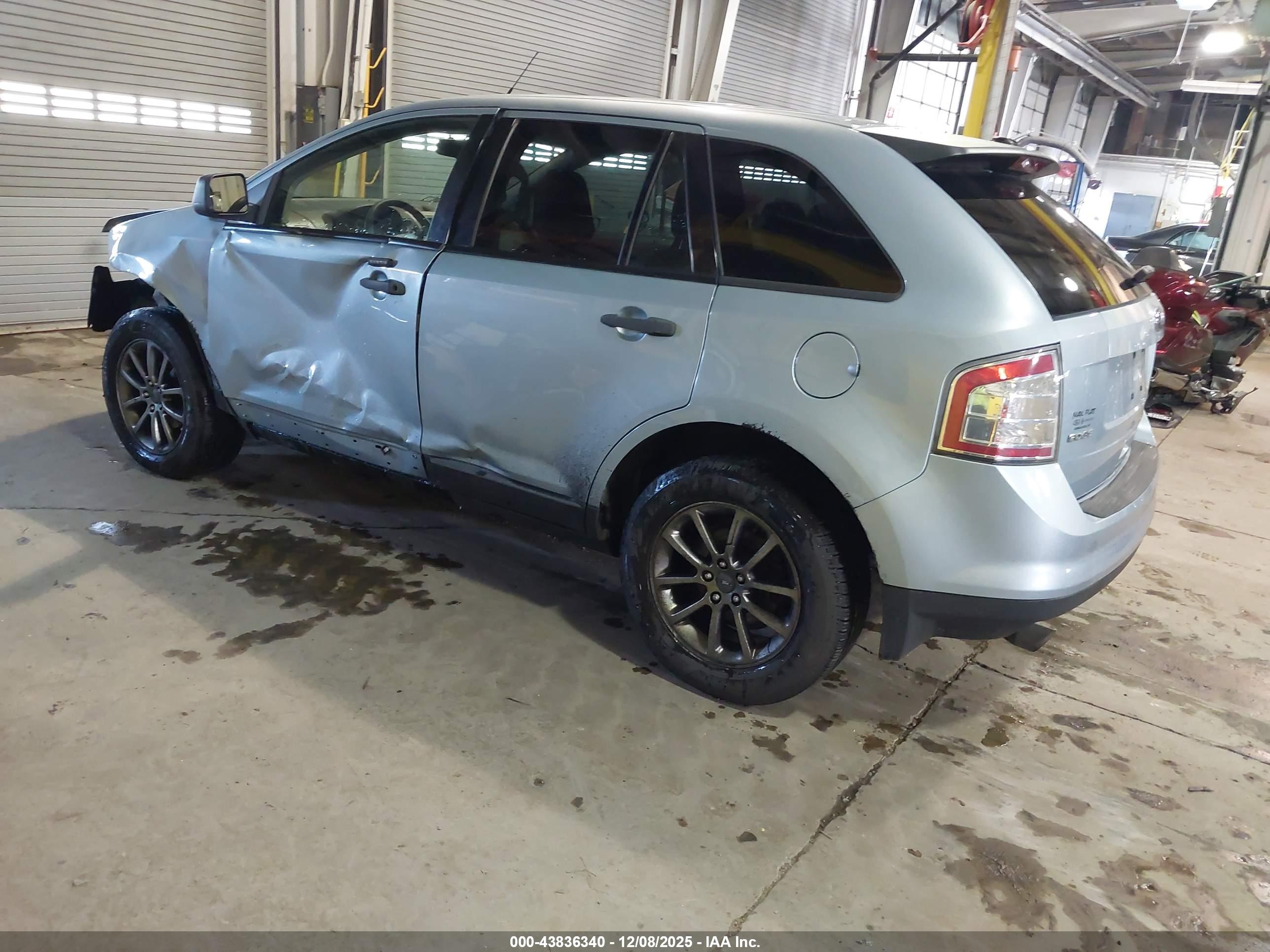 FORD EDGE image 3