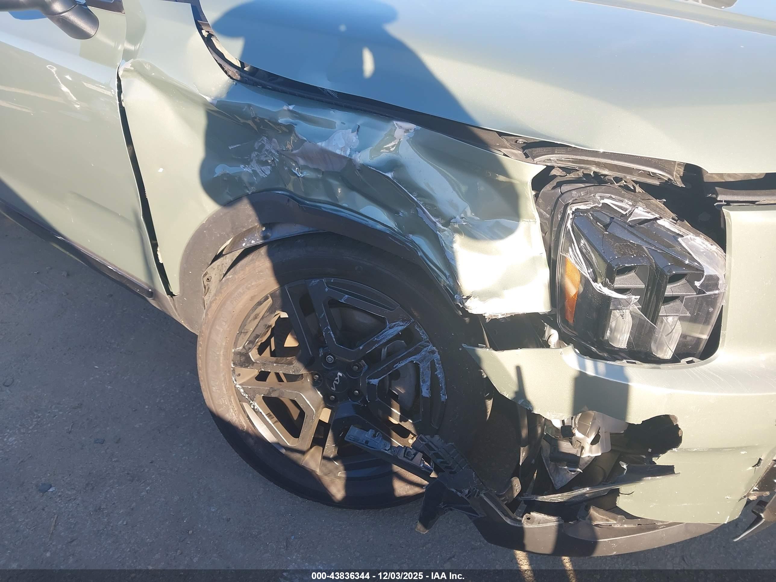 KIA TELLURIDE image 6