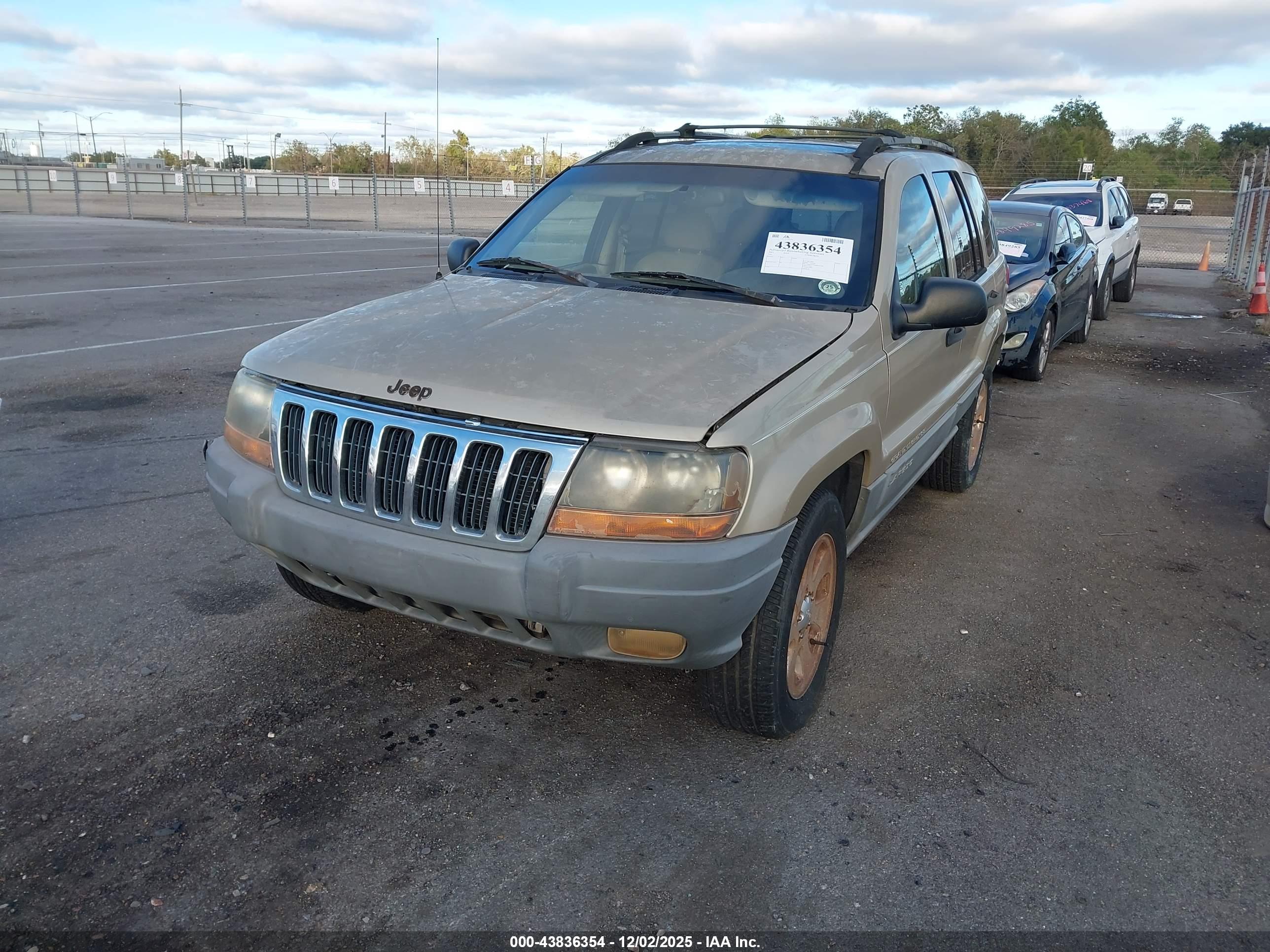 JEEP GRAND image 2