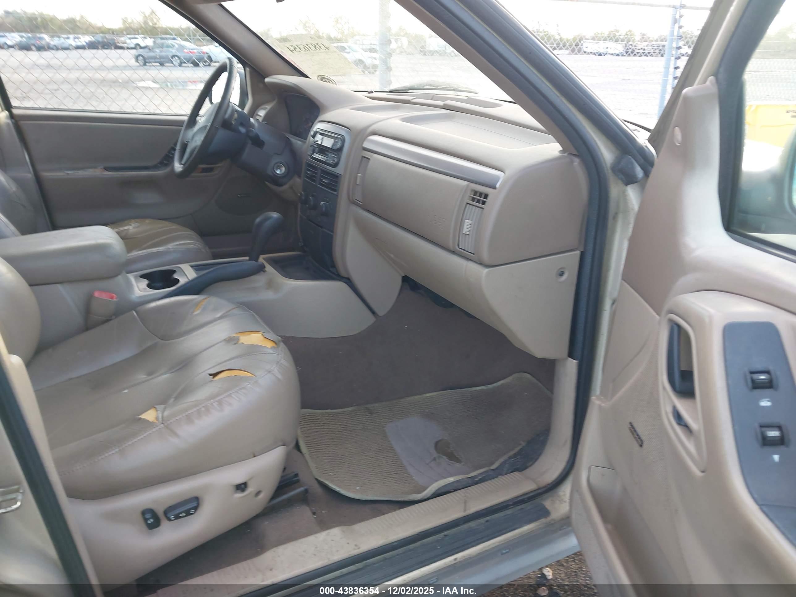 JEEP GRAND image 5