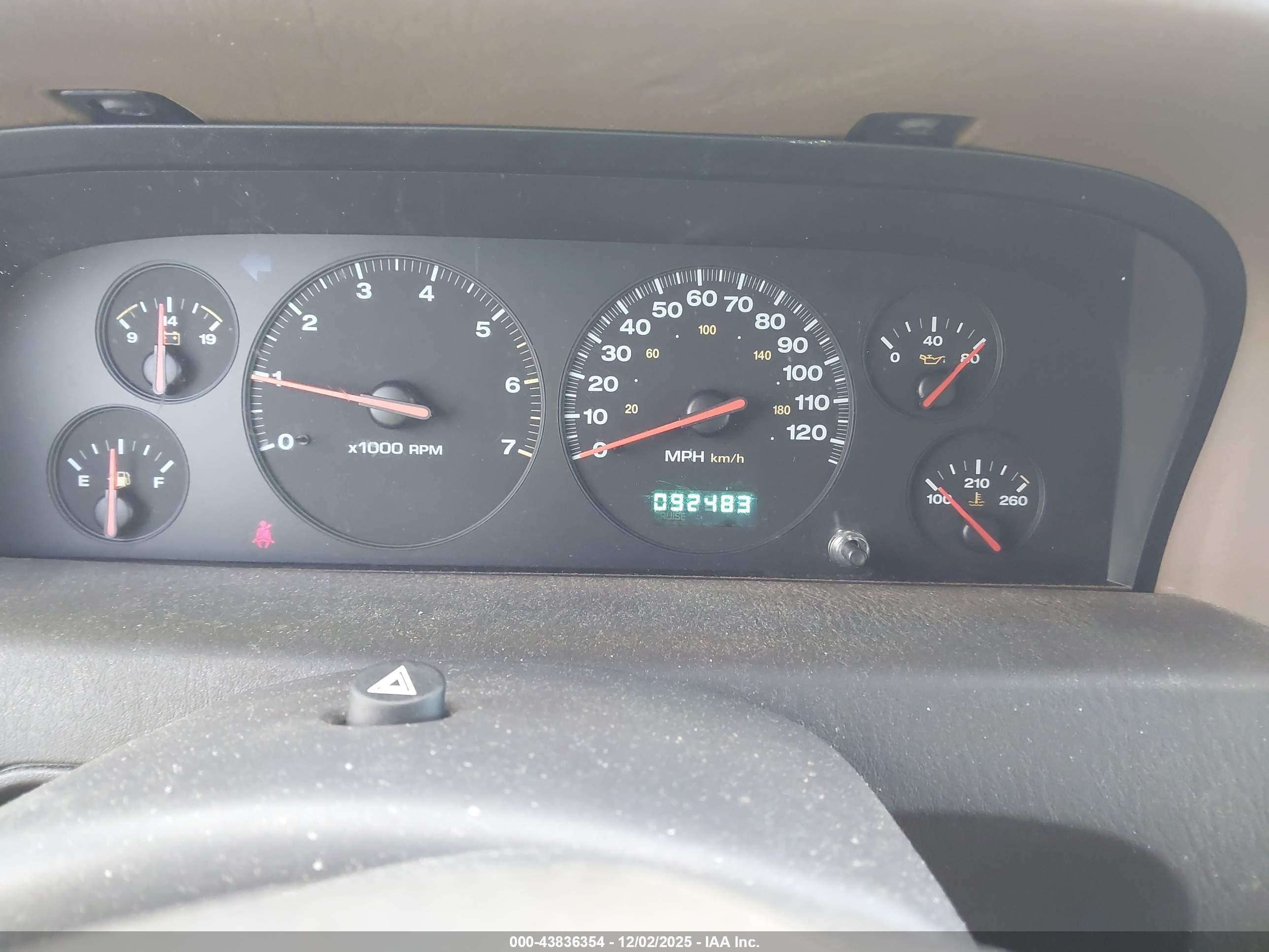JEEP GRAND image 7