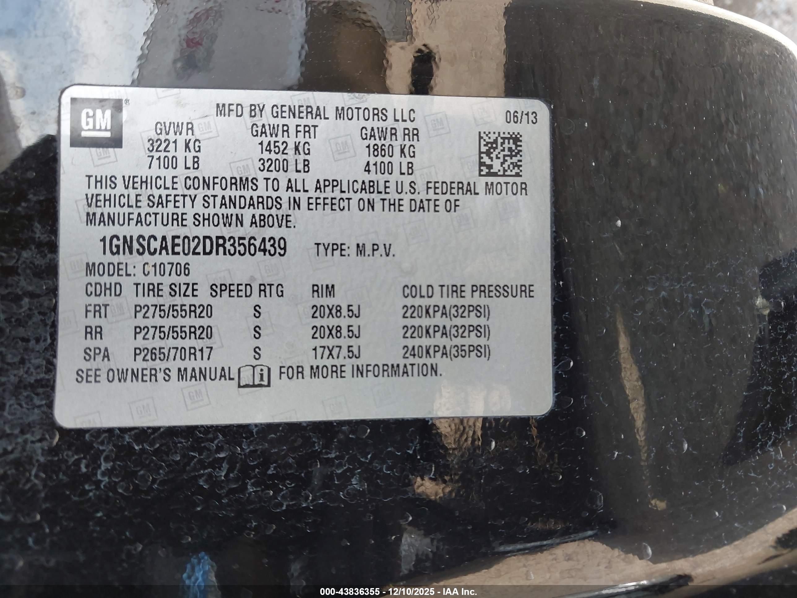 CHEVROLET TAHOE image 9