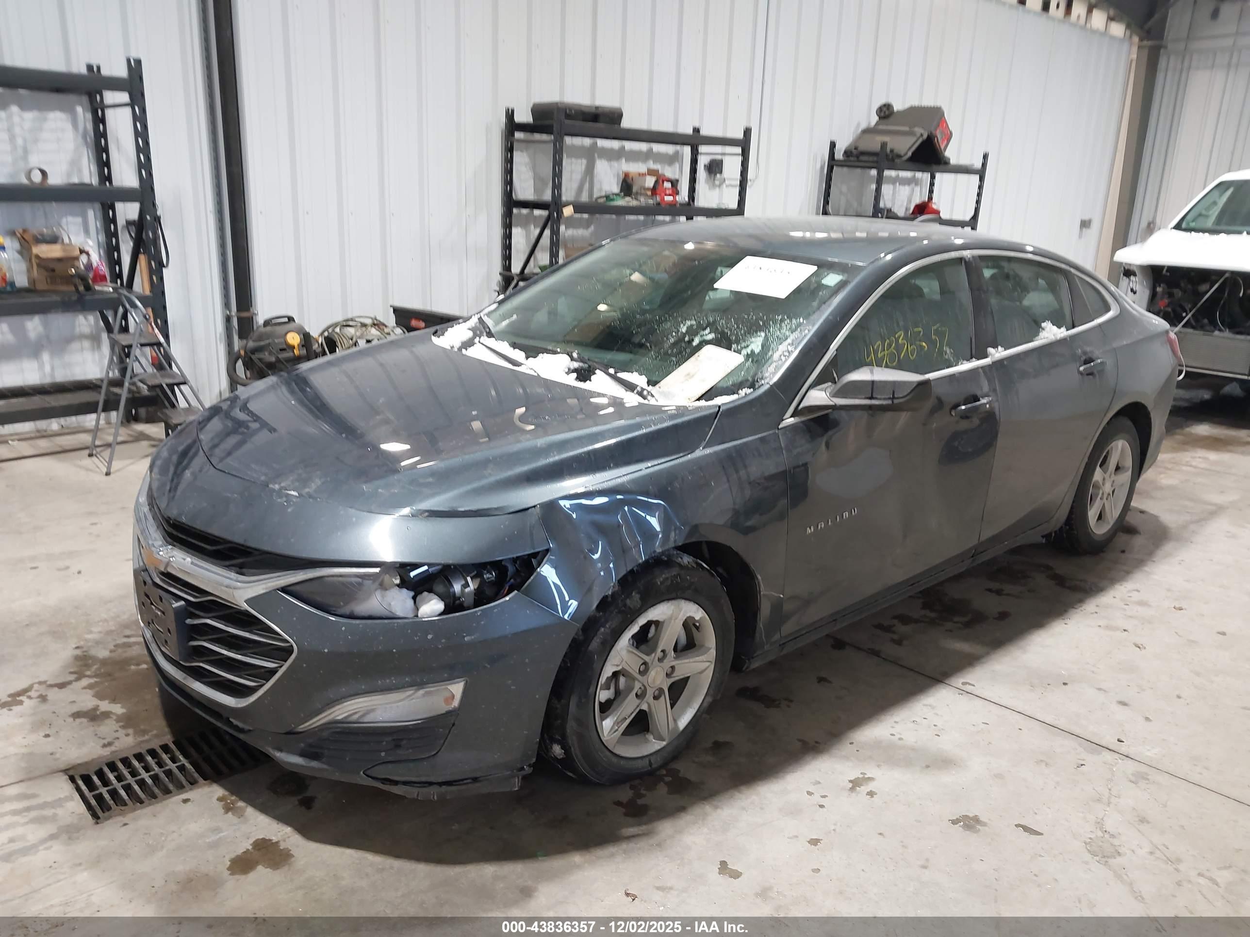 CHEVROLET MALIBU image 2