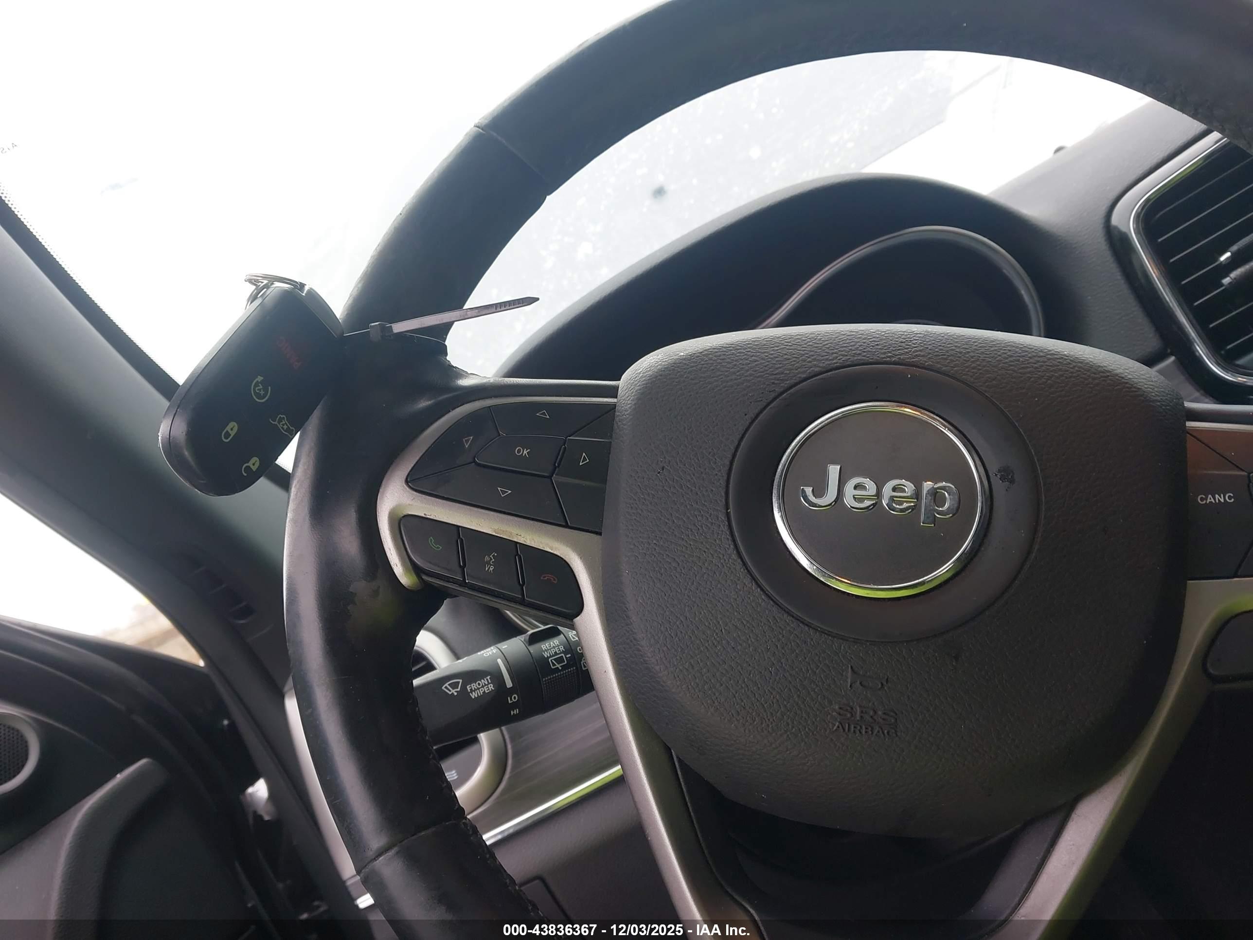 JEEP GRAND image 11
