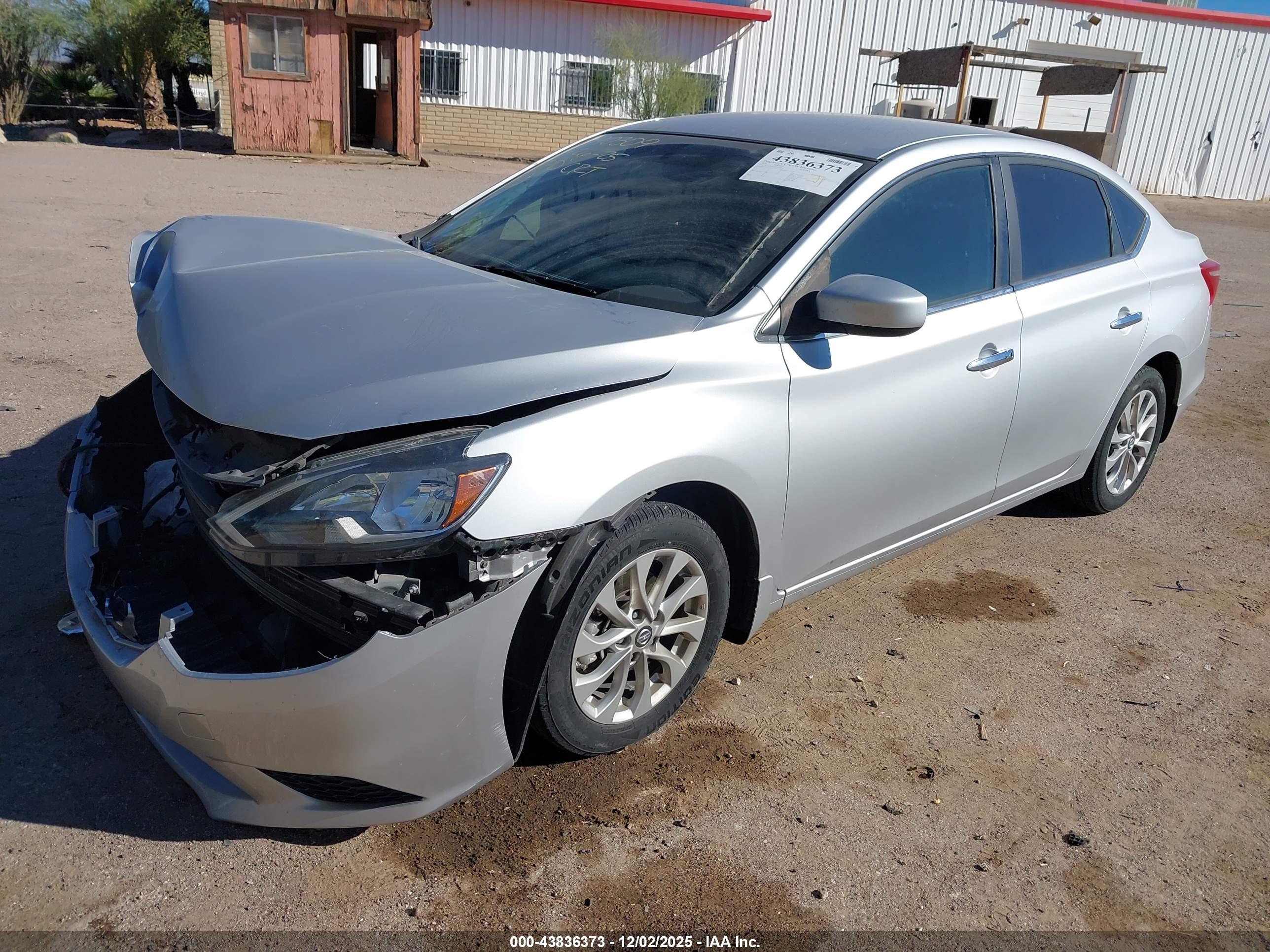 NISSAN SENTRA image 2