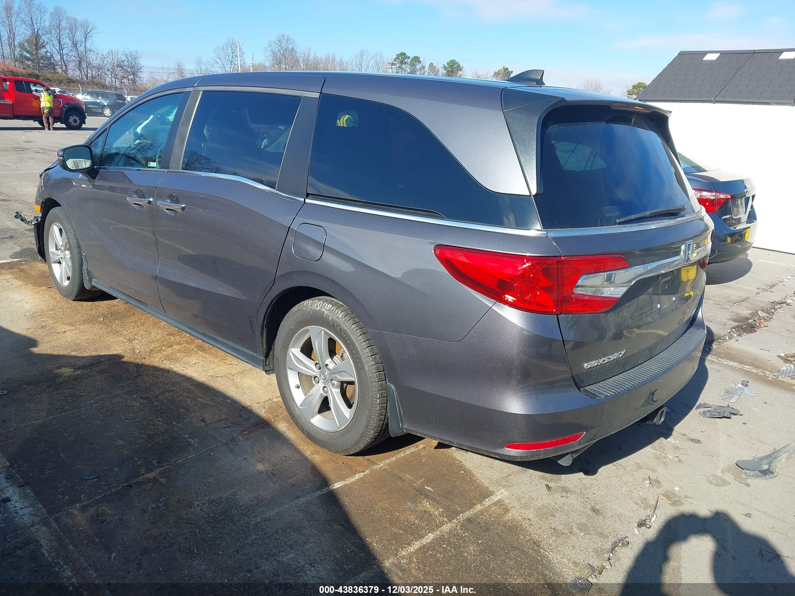 HONDA ODYSSEY image 3
