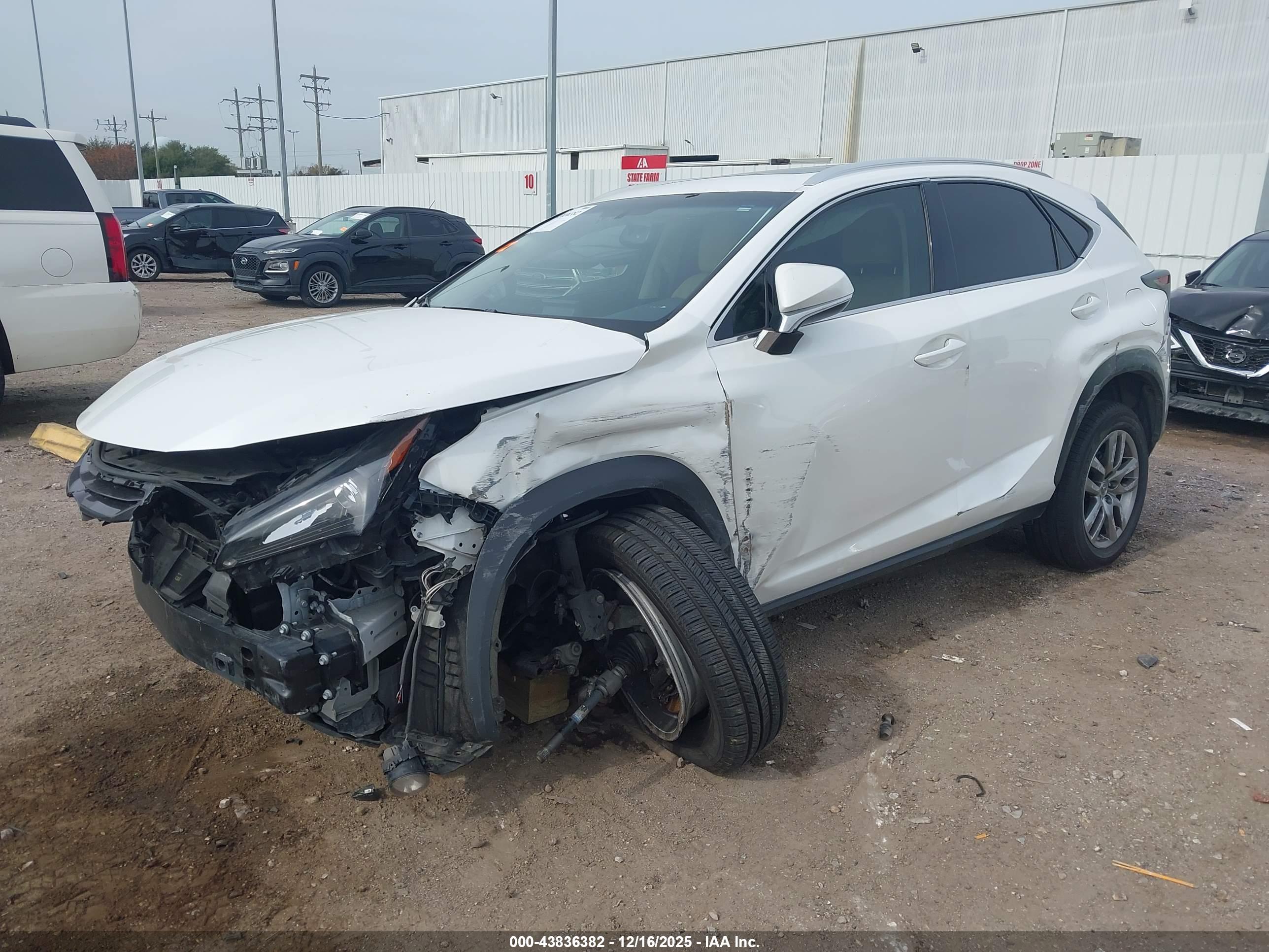 LEXUS NX image 2