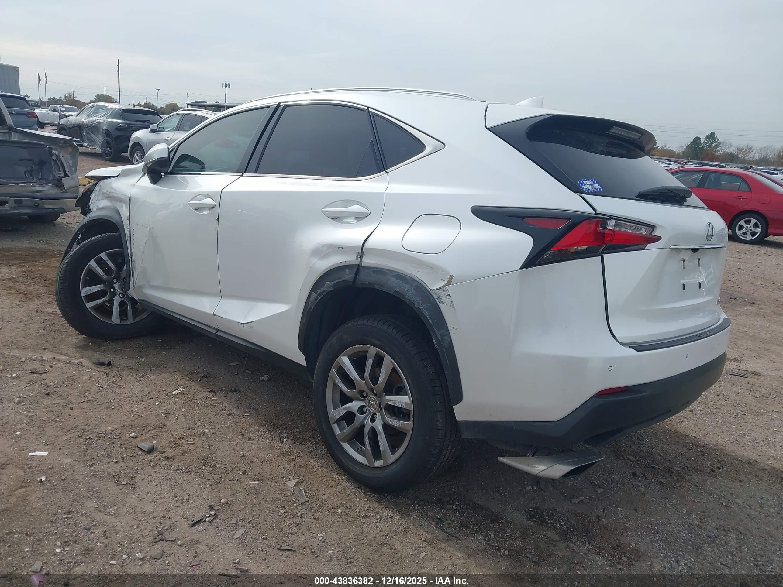 LEXUS NX image 3