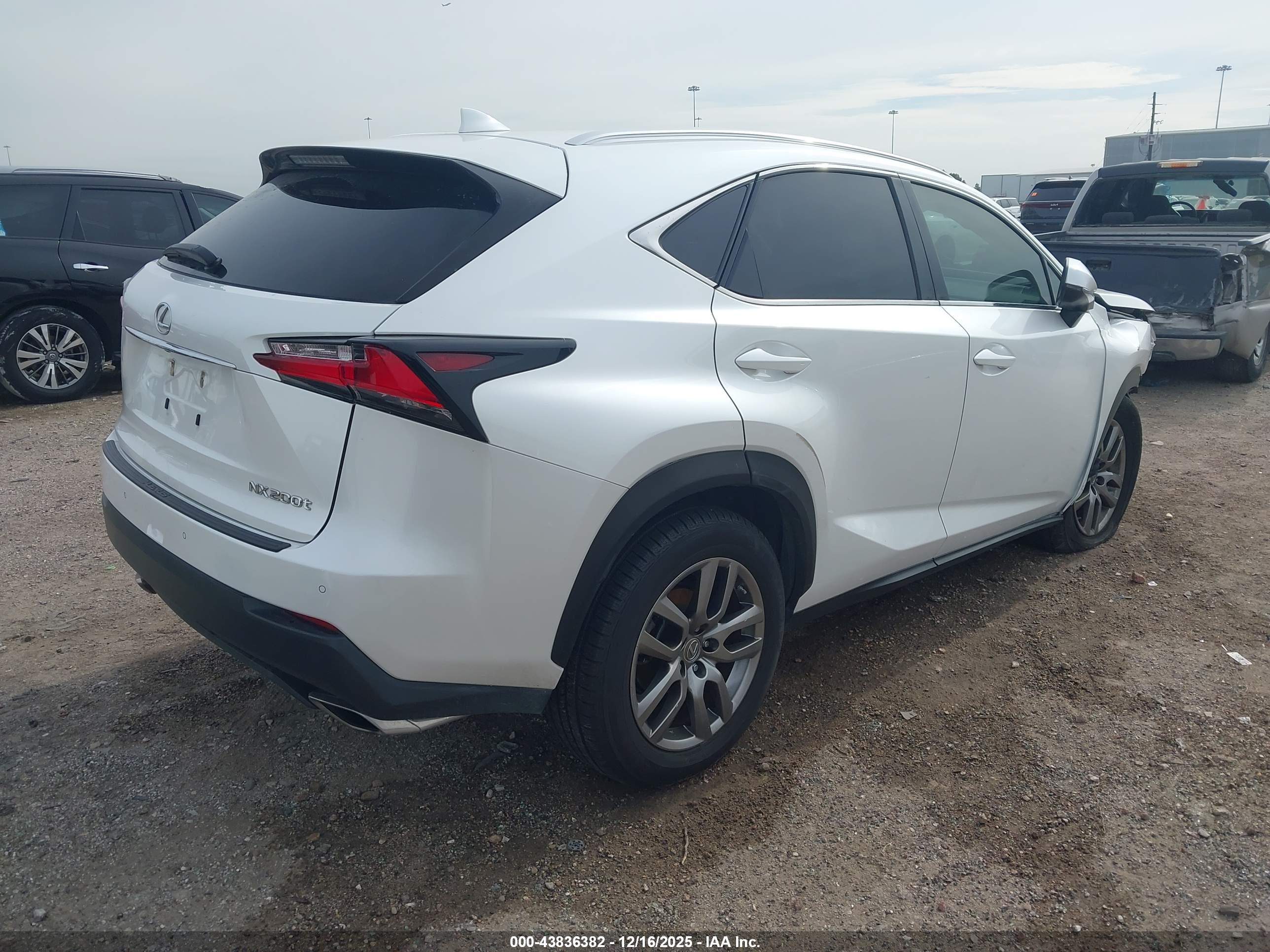 LEXUS NX image 4