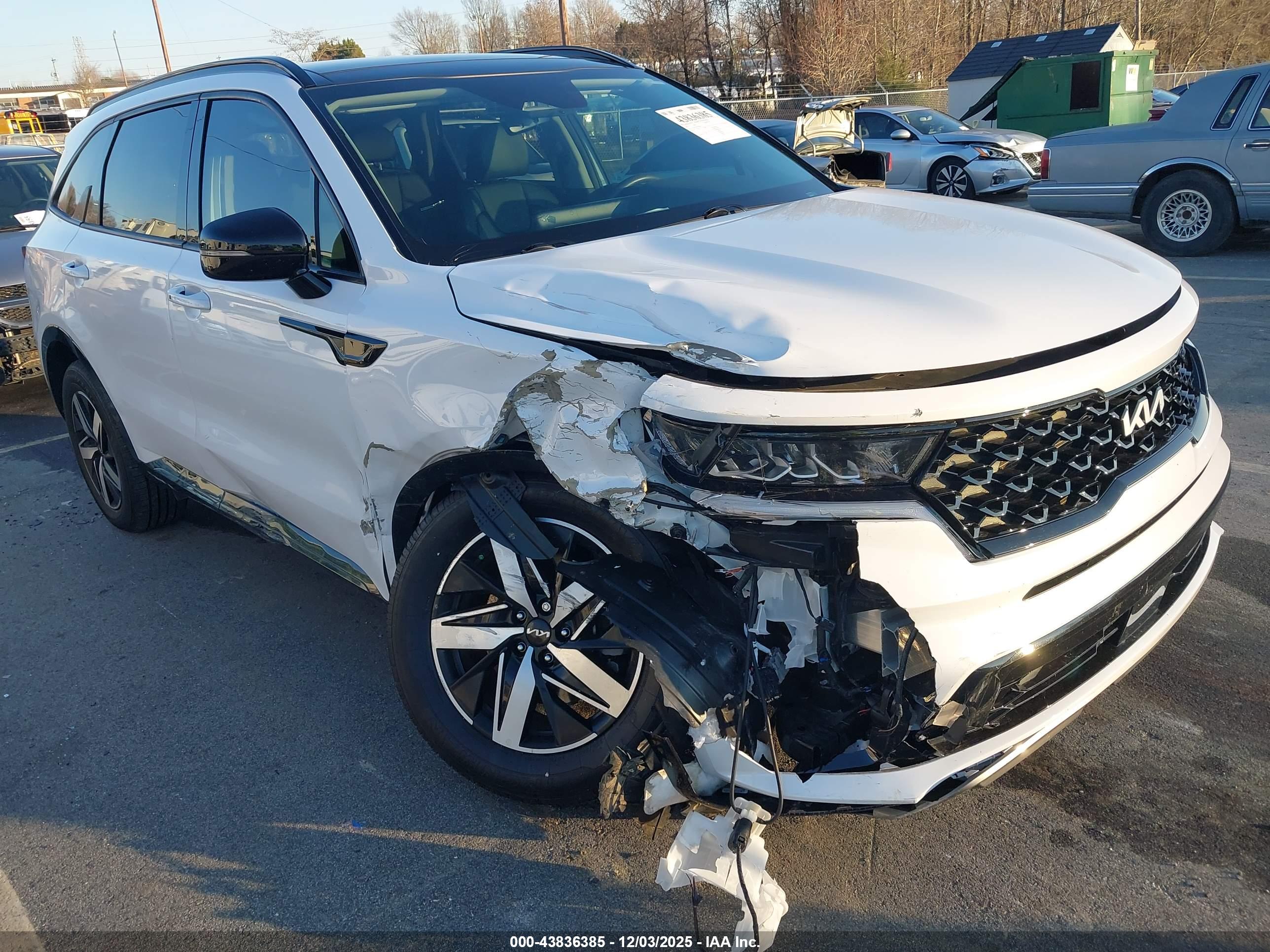 KIA SORENTO image 6