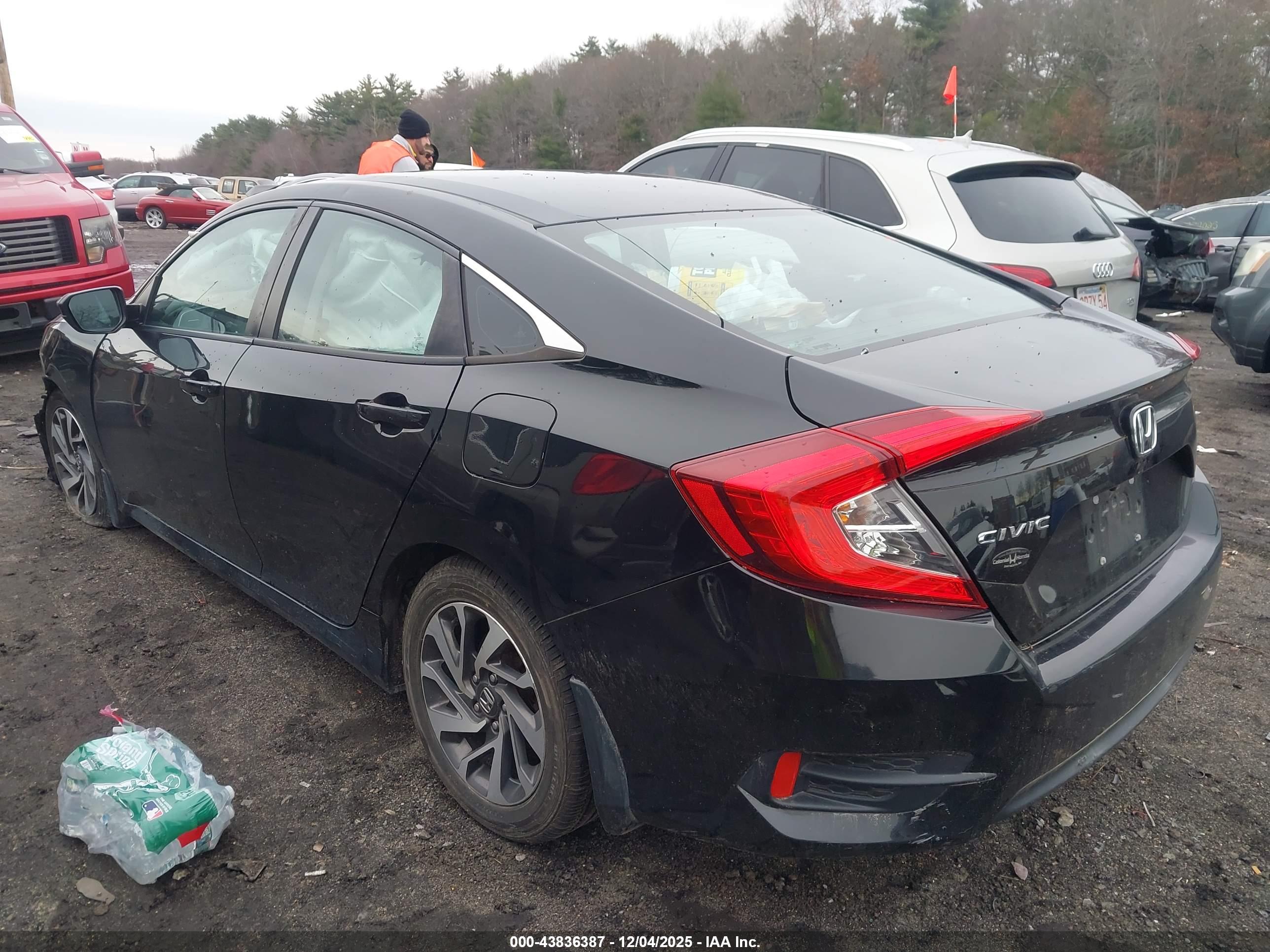 HONDA CIVIC image 3