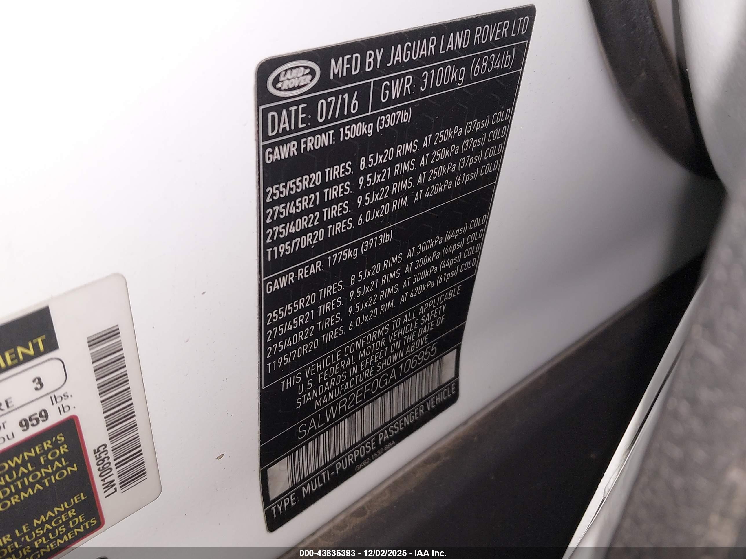 LAND ROVER image 9