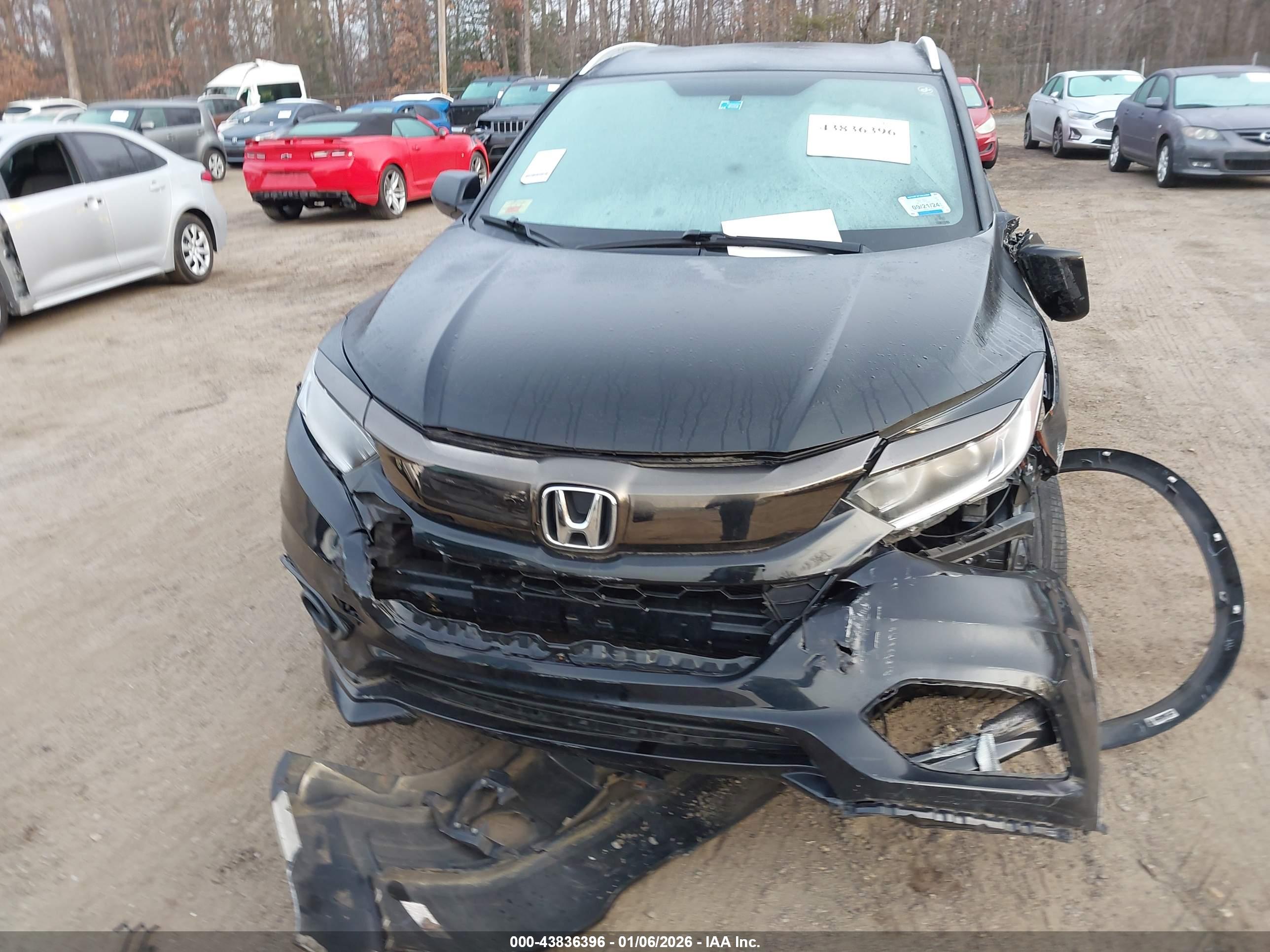 HONDA HR-V image 10