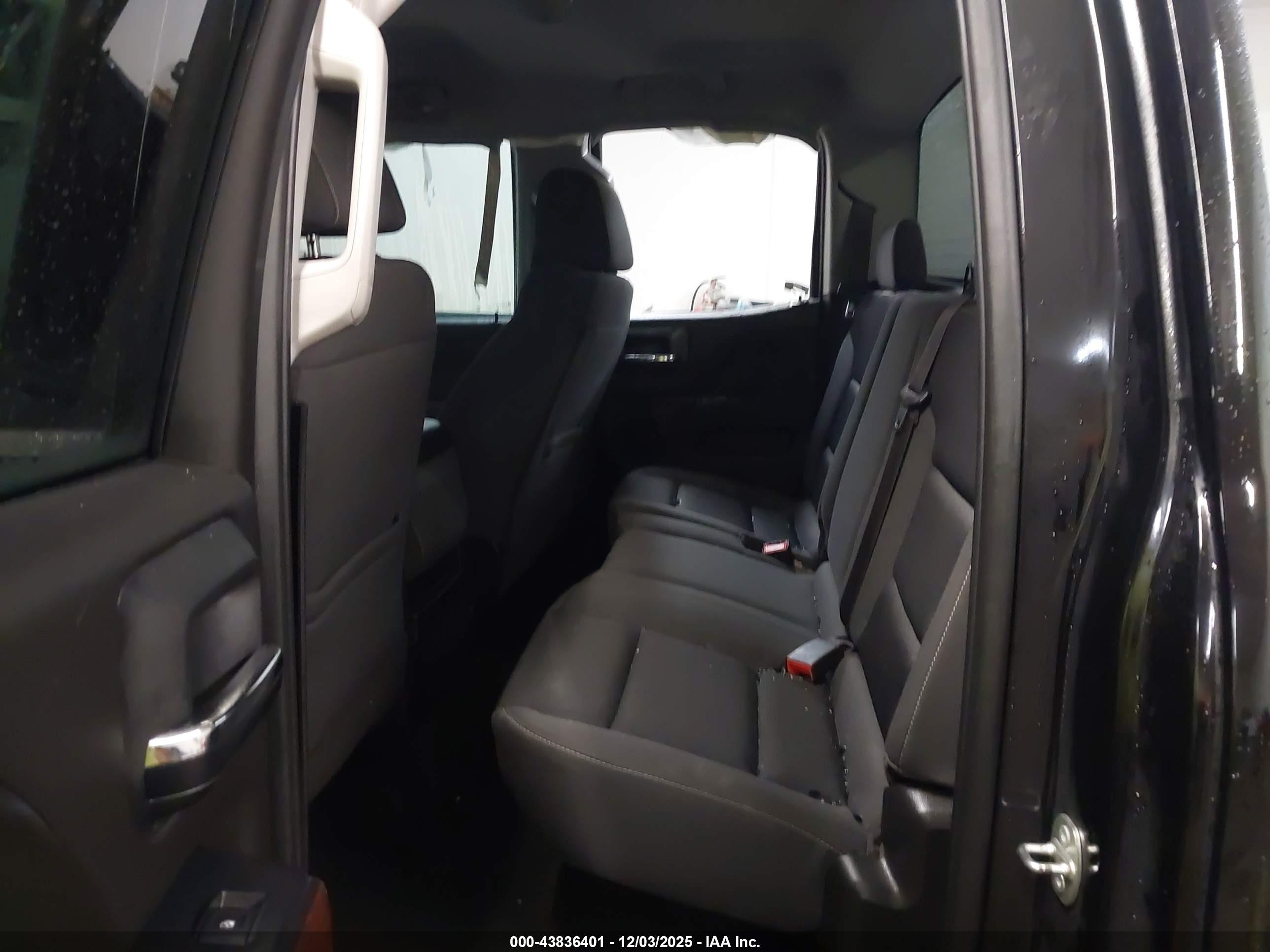 GMC SIERRA image 8
