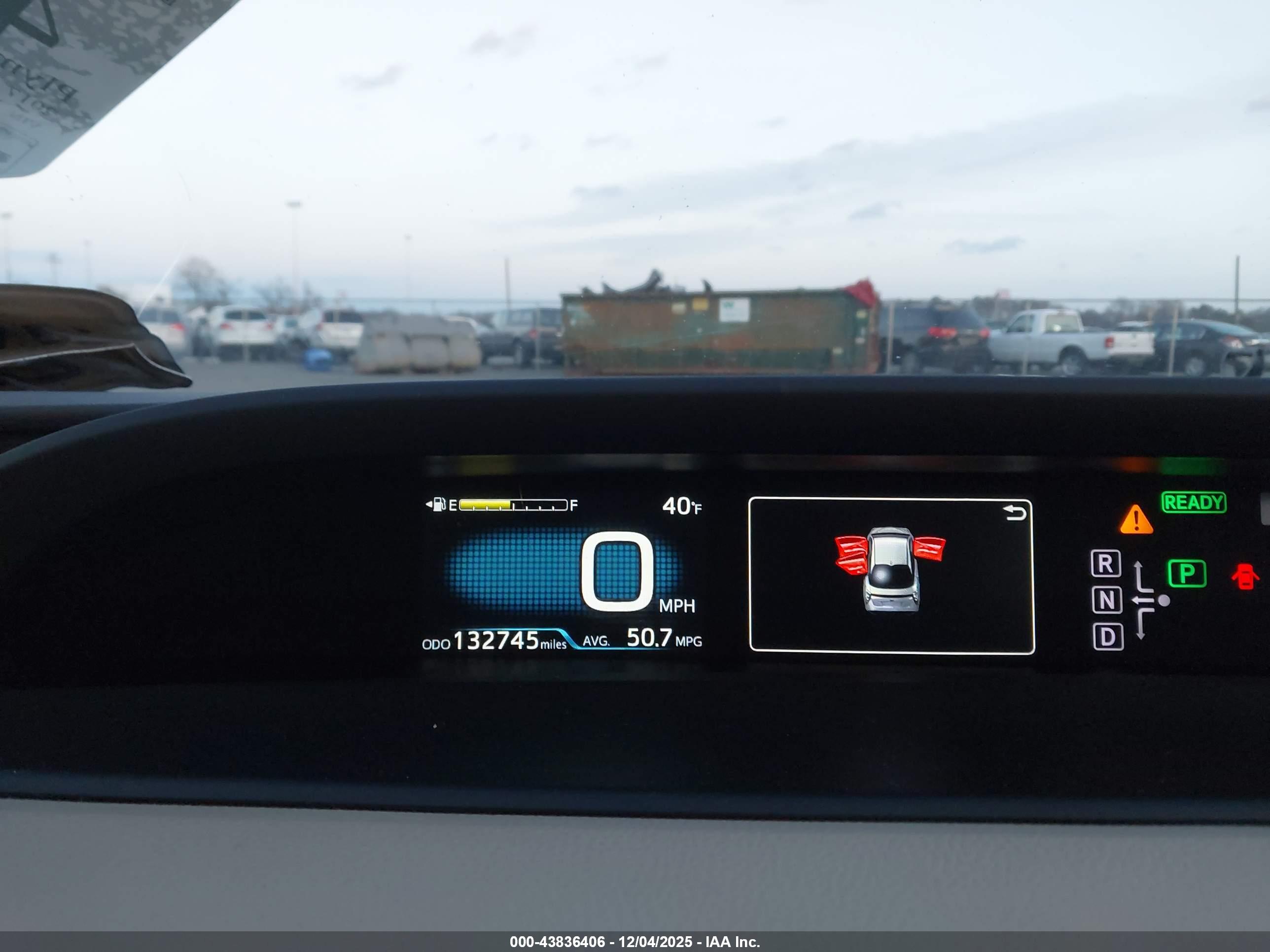 TOYOTA PRIUS image 7