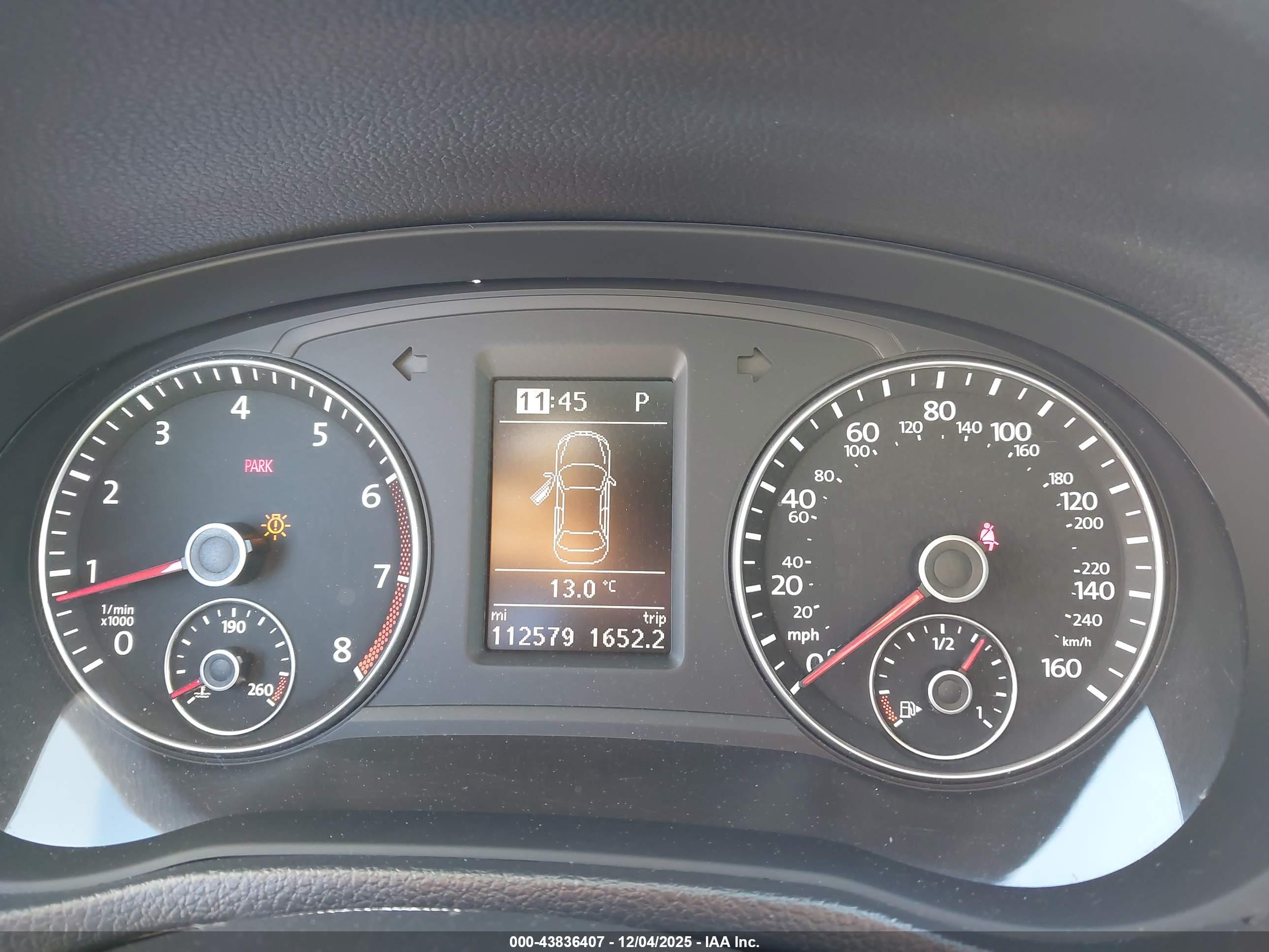 VOLKSWAGEN PASSAT image 7