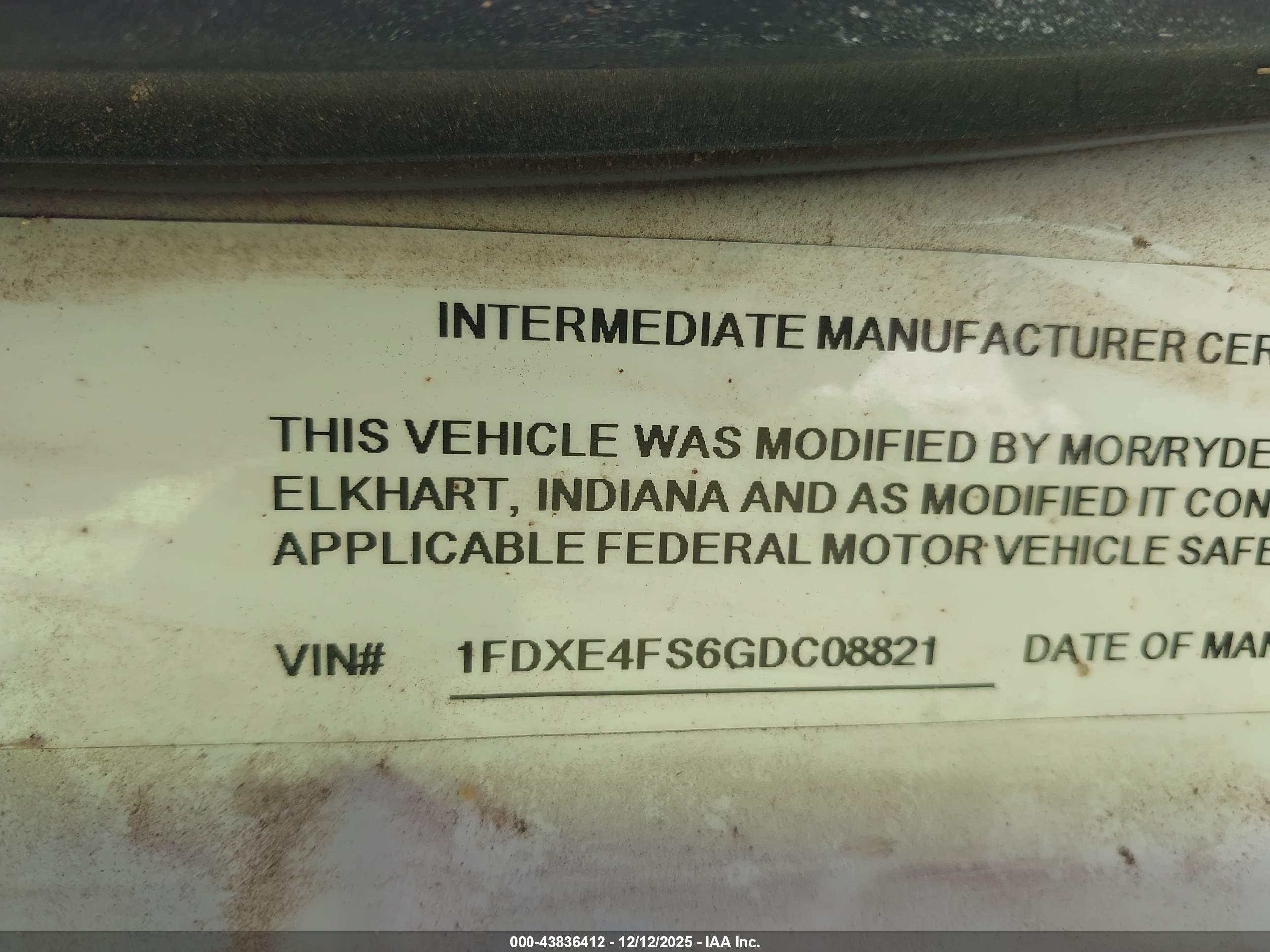 FORD E-450 image 9