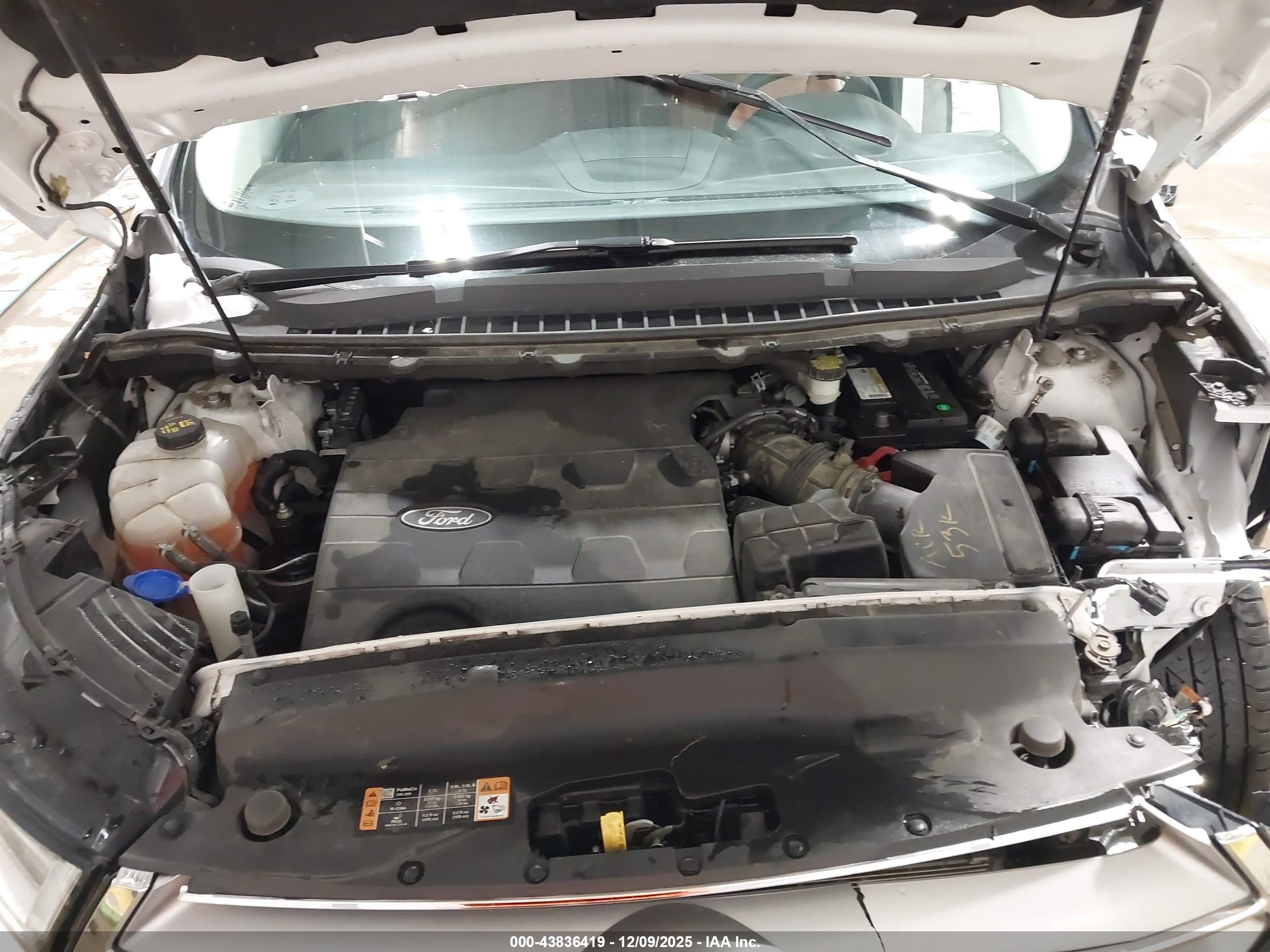 FORD EDGE image 10