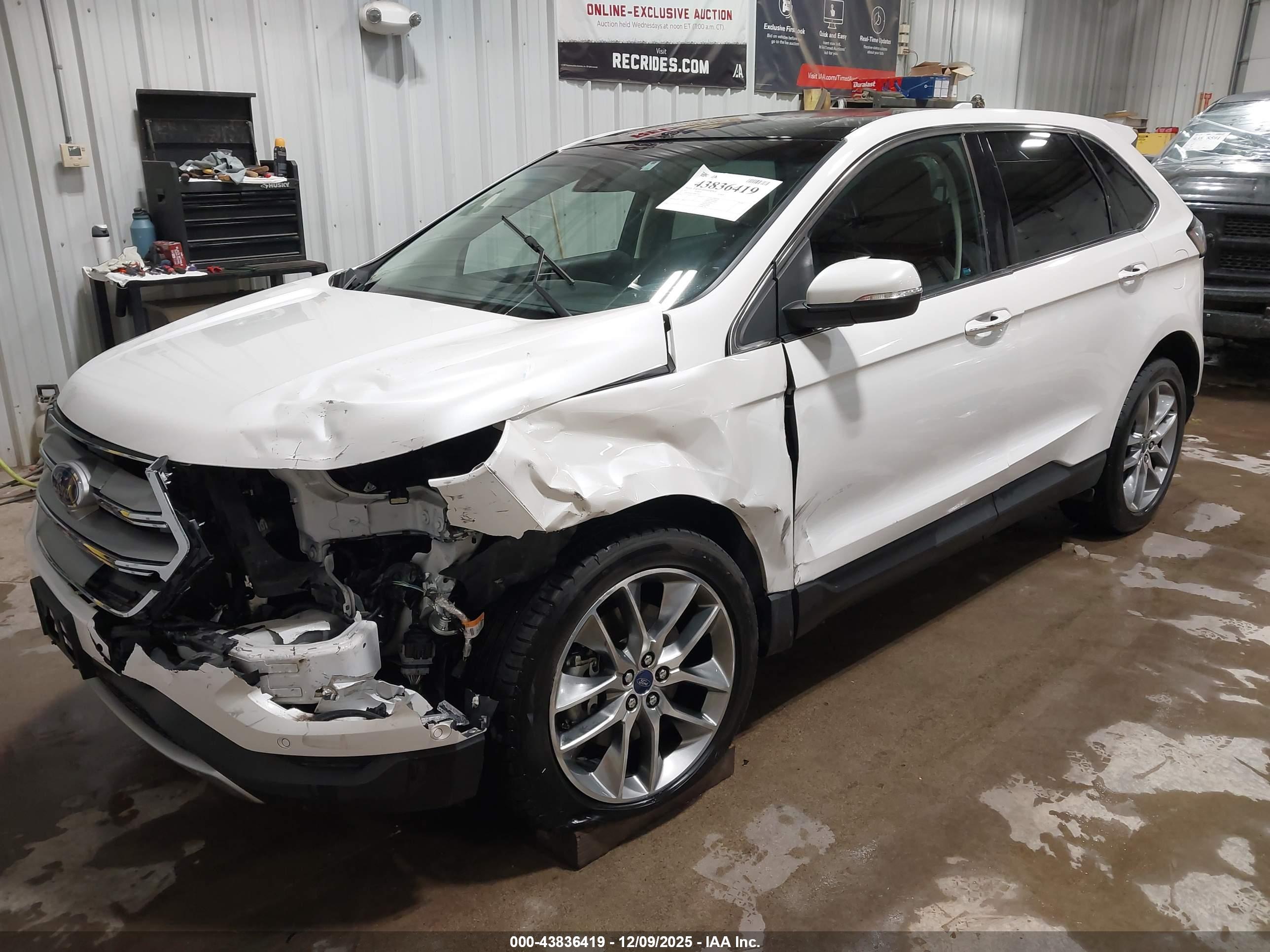 FORD EDGE image 2