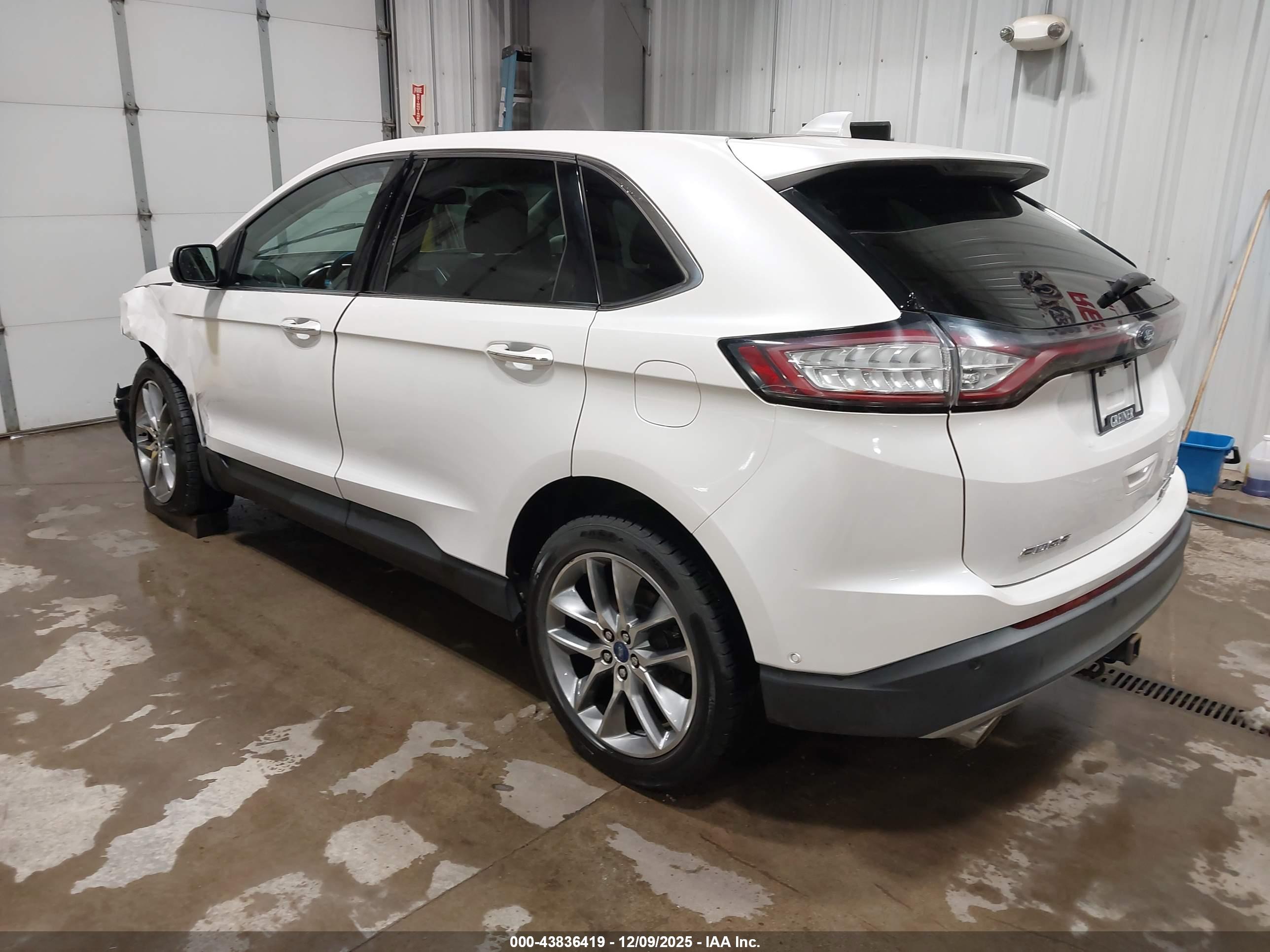 FORD EDGE image 3
