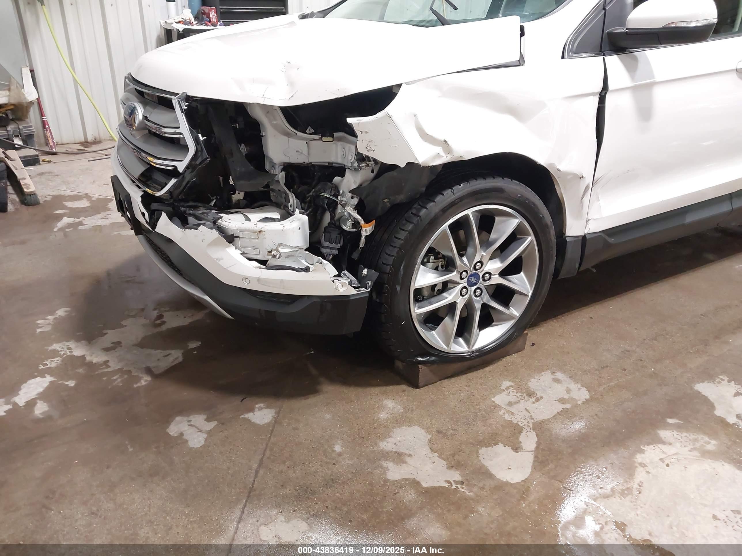 FORD EDGE image 6