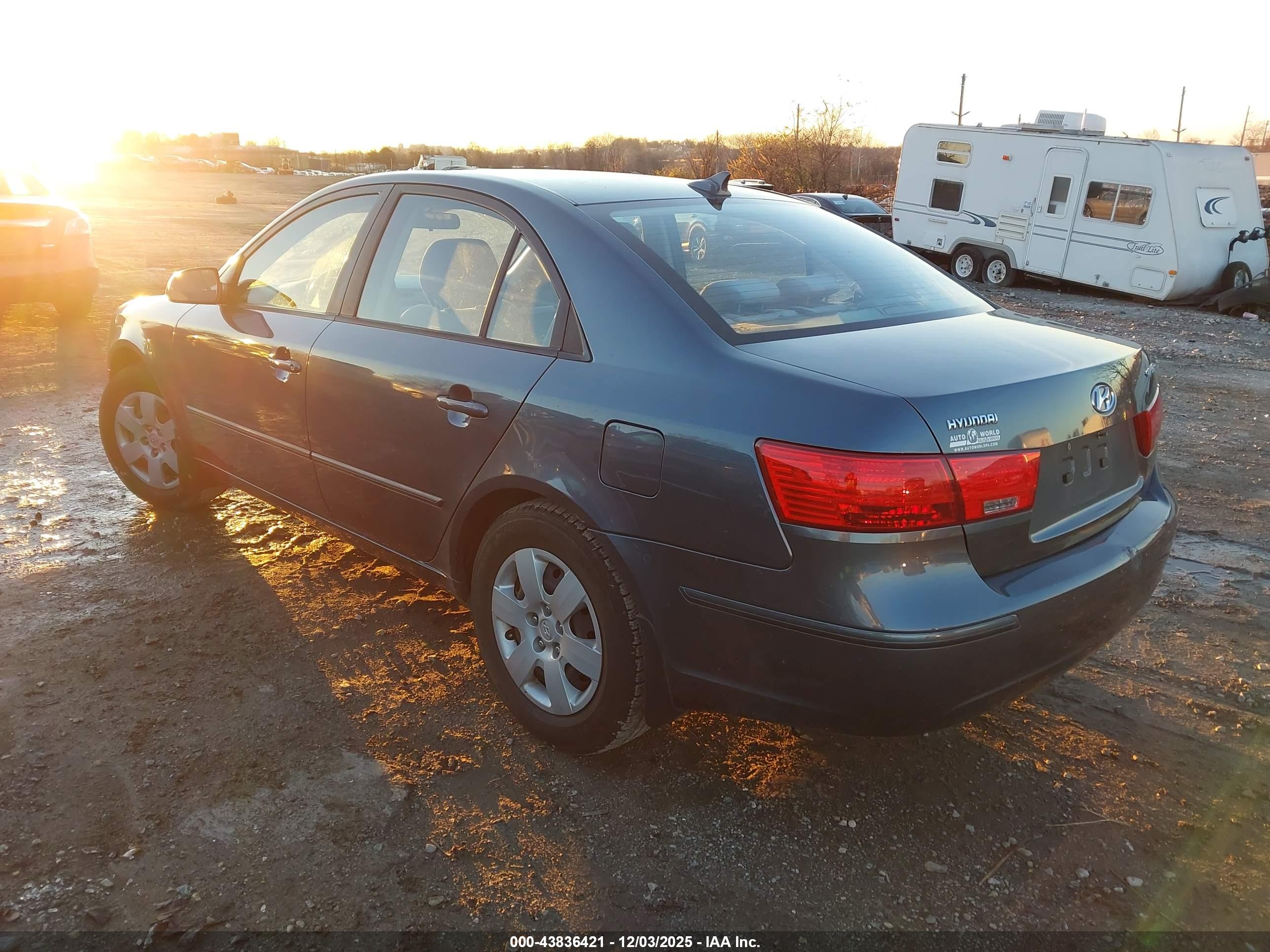 HYUNDAI SONATA image 3