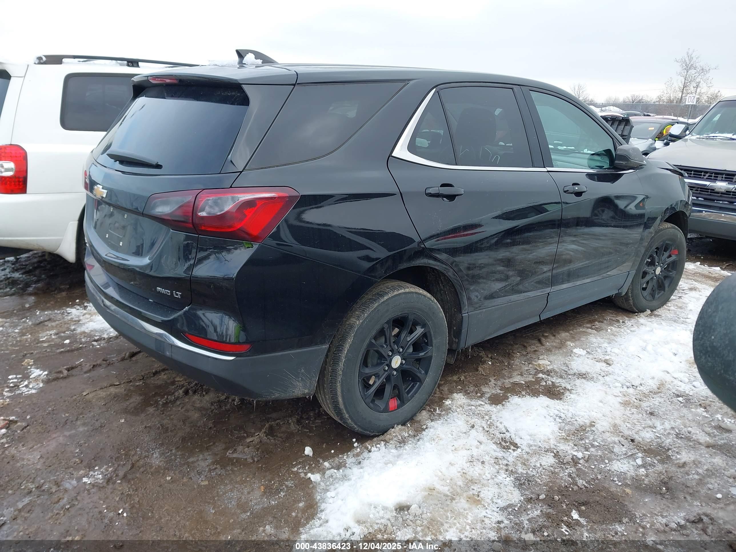 CHEVROLET EQUINOX image 4