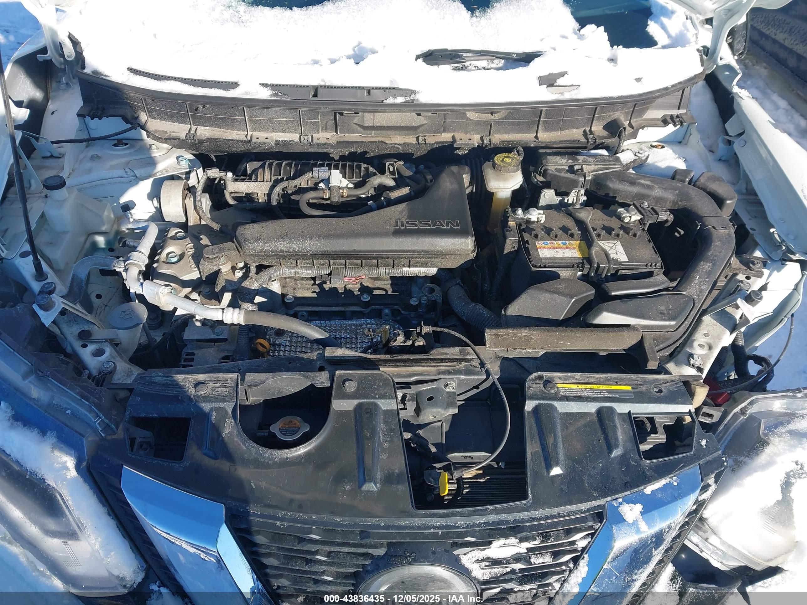 NISSAN ROGUE image 10
