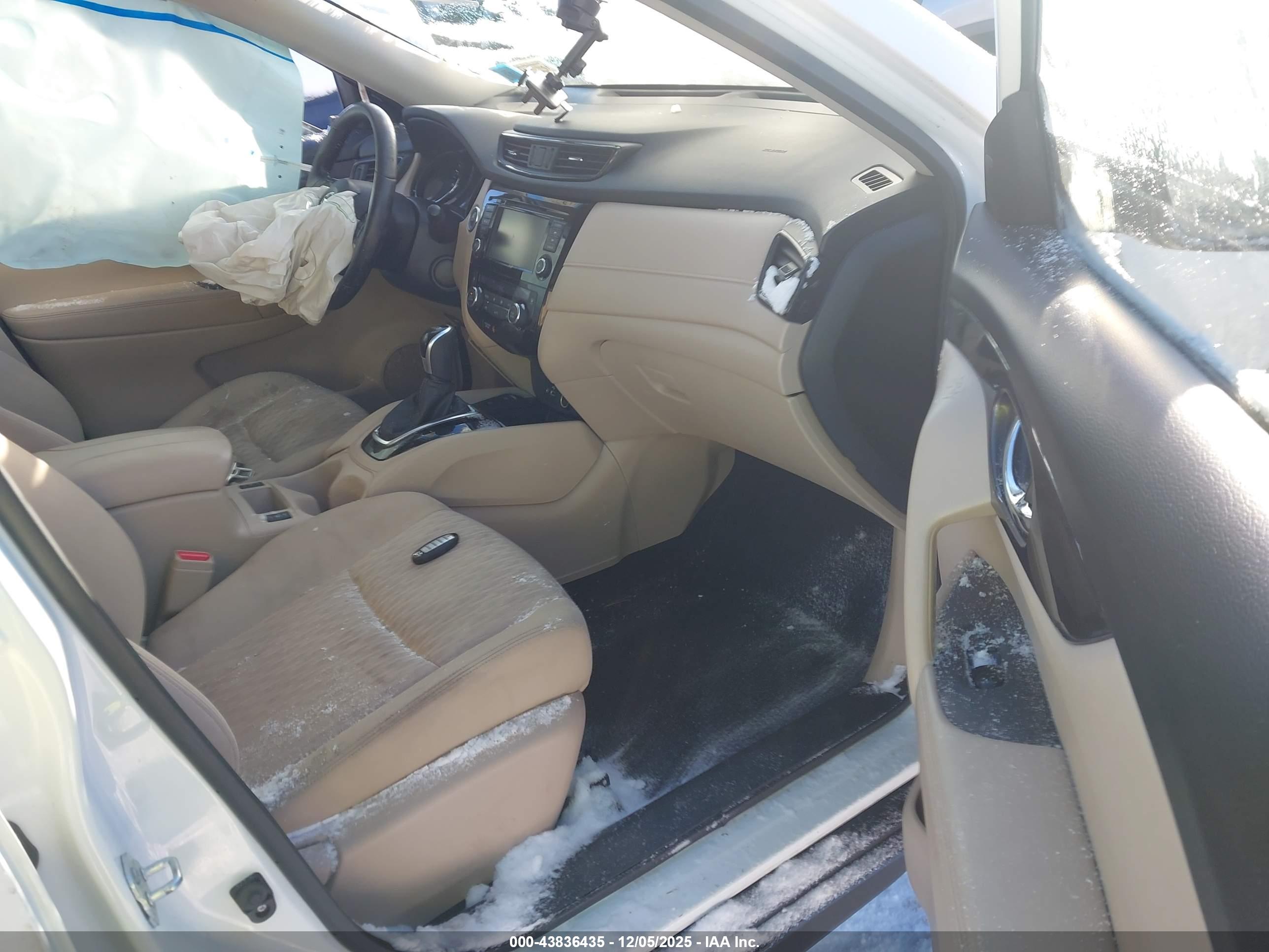 NISSAN ROGUE image 5
