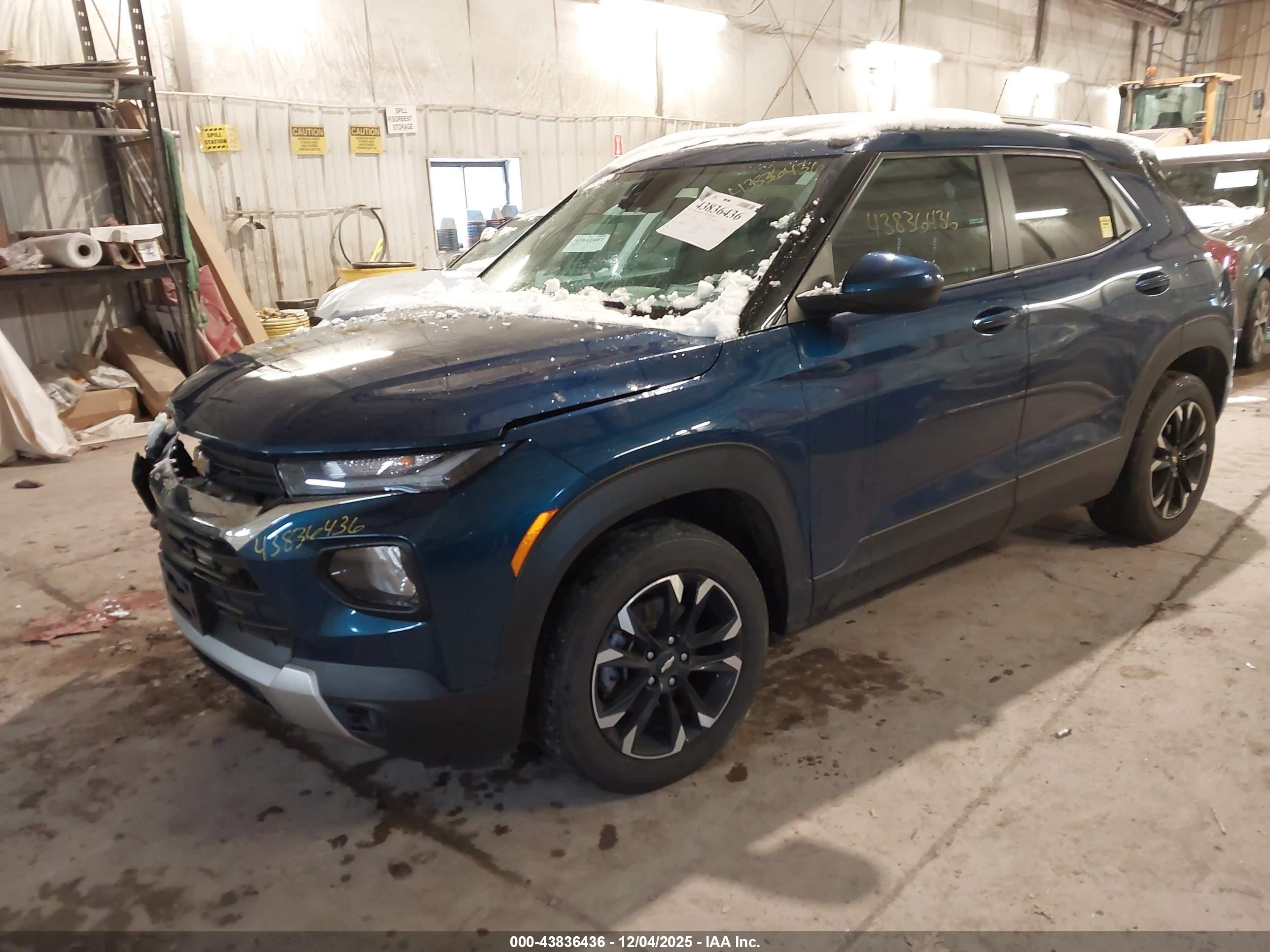 CHEVROLET TRAILBLAZER image 2