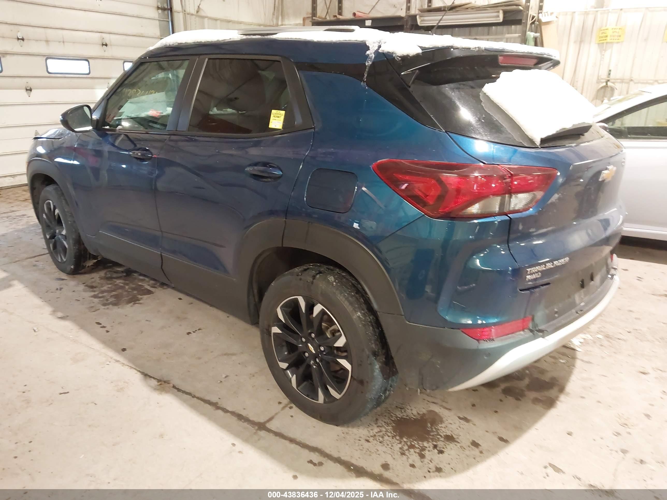 CHEVROLET TRAILBLAZER image 3
