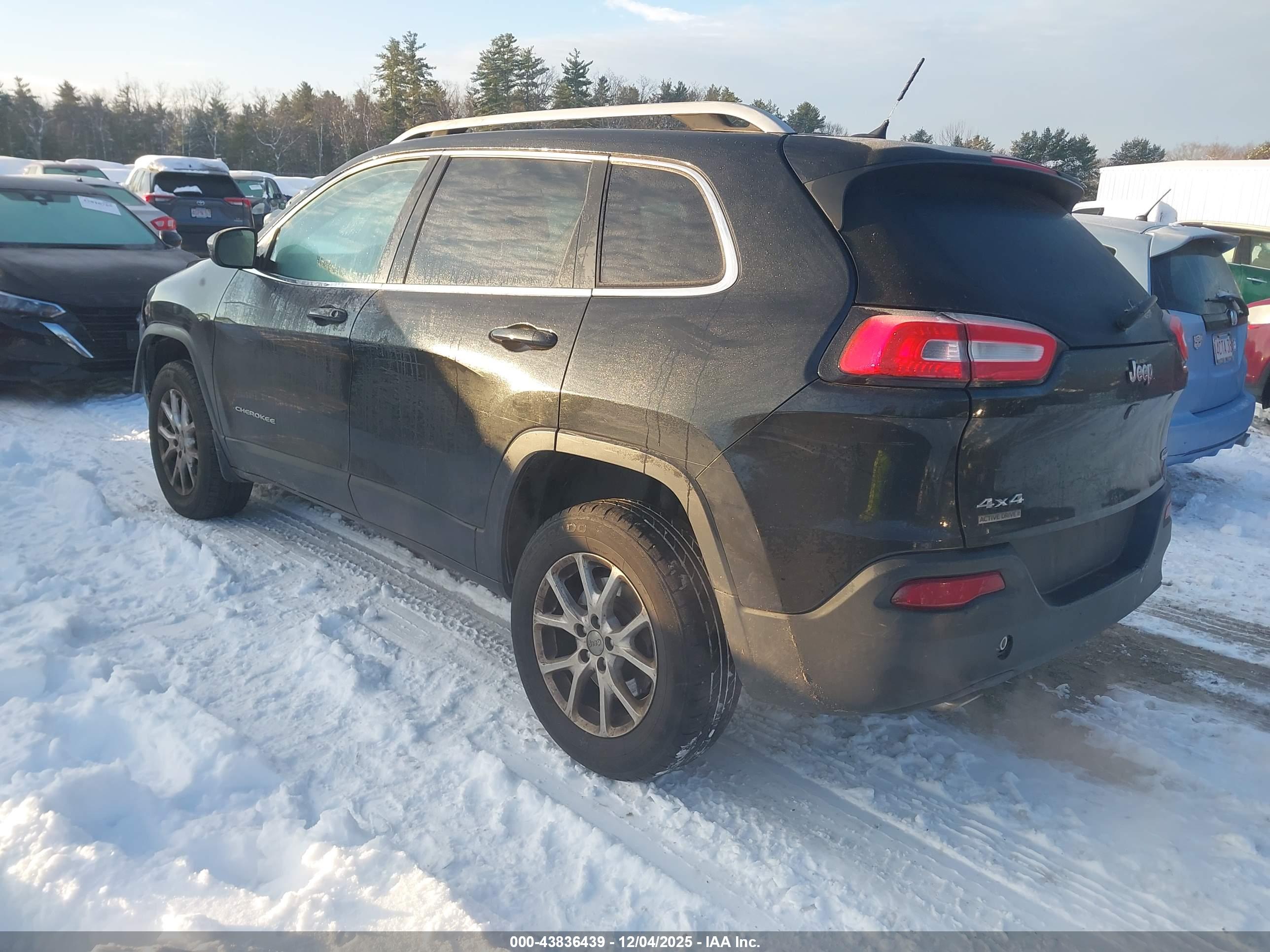 JEEP CHEROKEE image 3