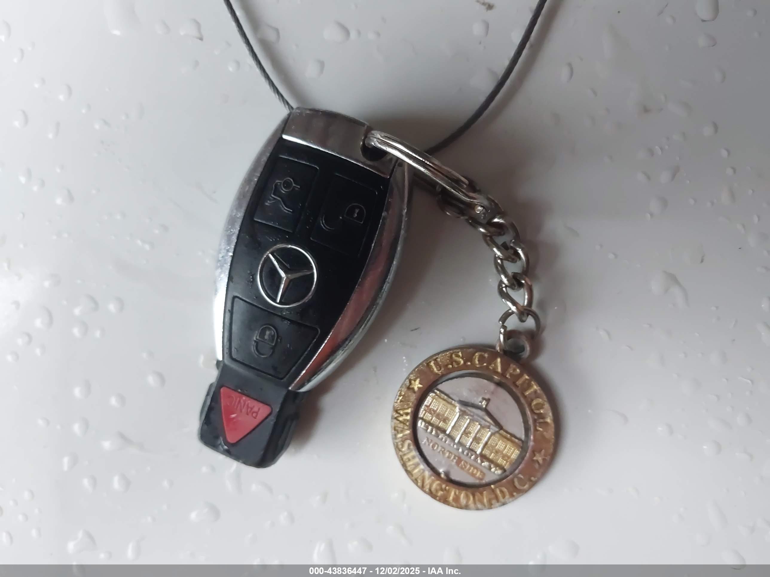 MERCEDES-BENZ GLA image 11